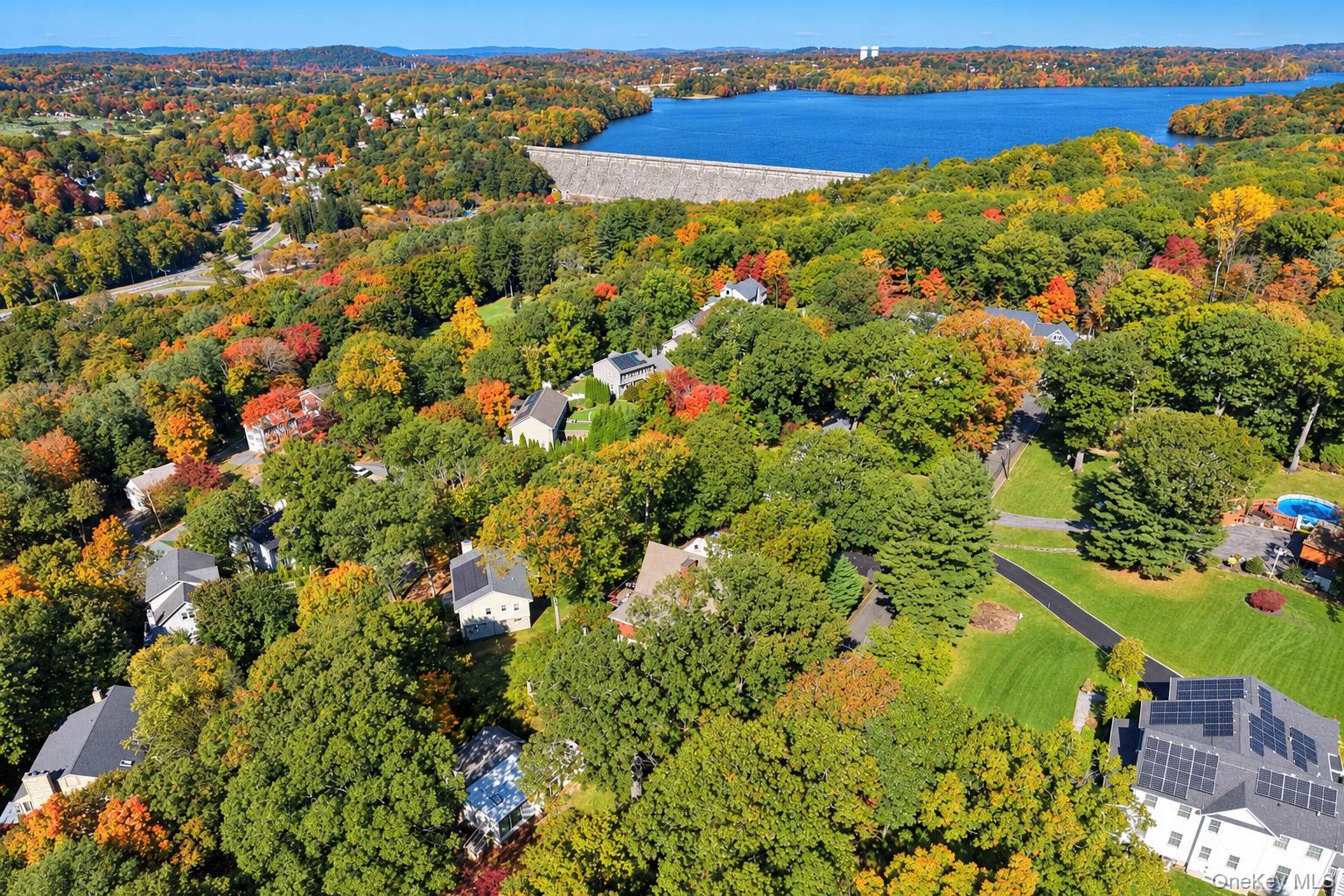 55 Overlook Road N – For Sale photo 6