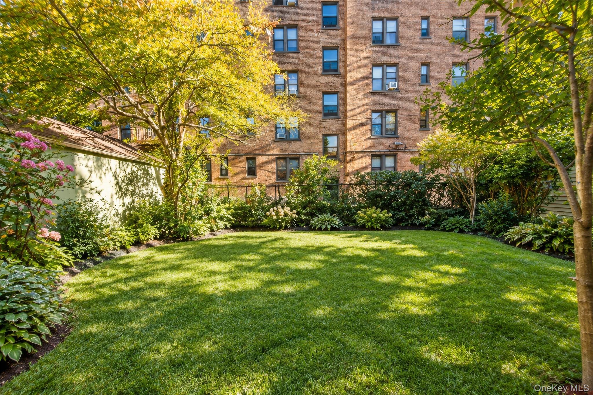 29 Overhill Place – For Sale photo 3