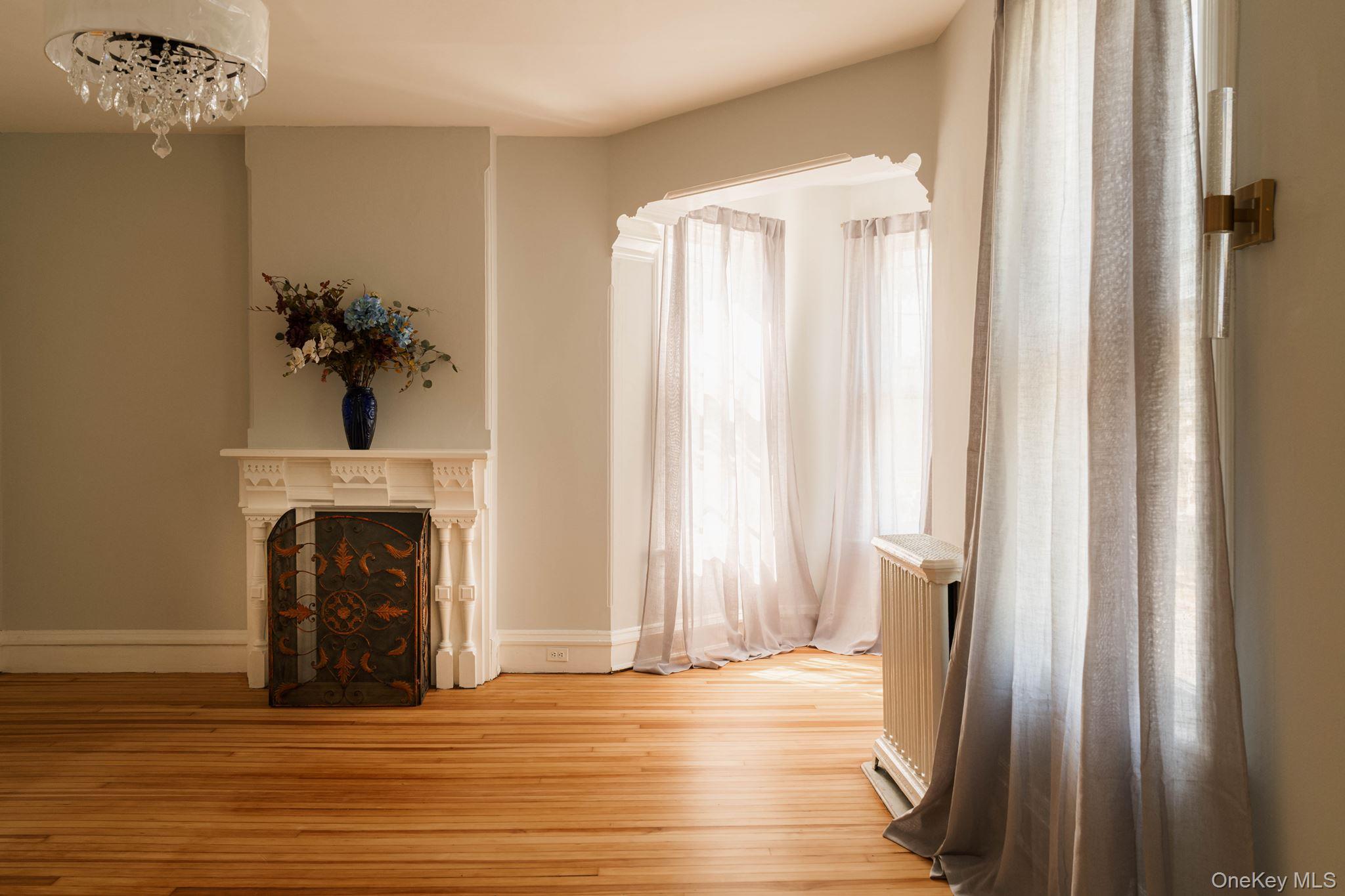 38 Maiden Lane – For Sale photo 4