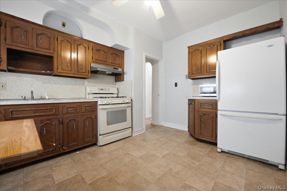 53-11 214th Street – For Sale photo 12