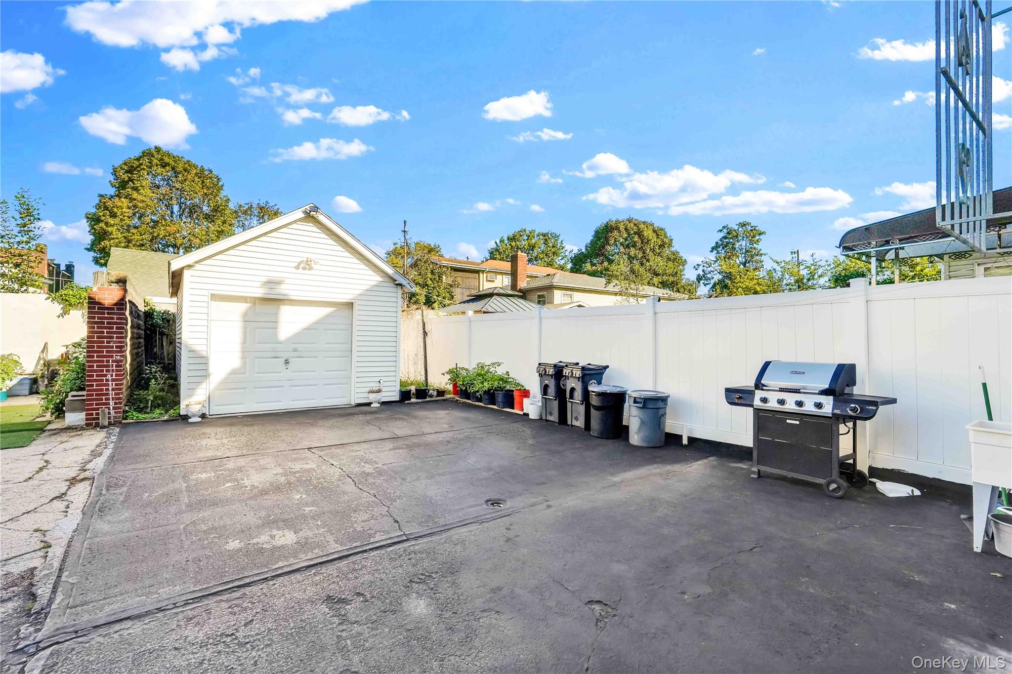 12609 116th Avenue – For Sale photo 36