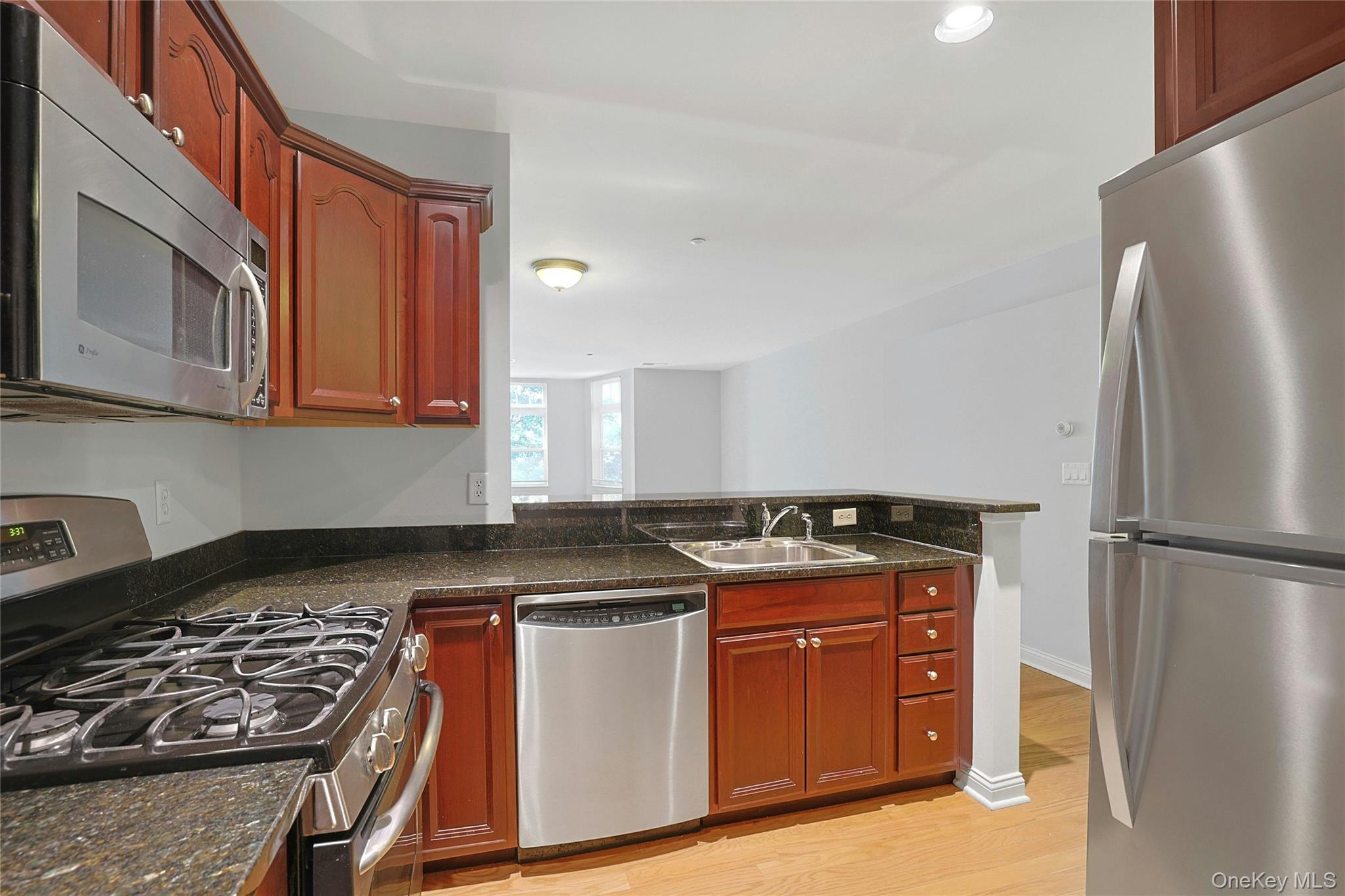3216 Leeward Drive – For Sale photo 3