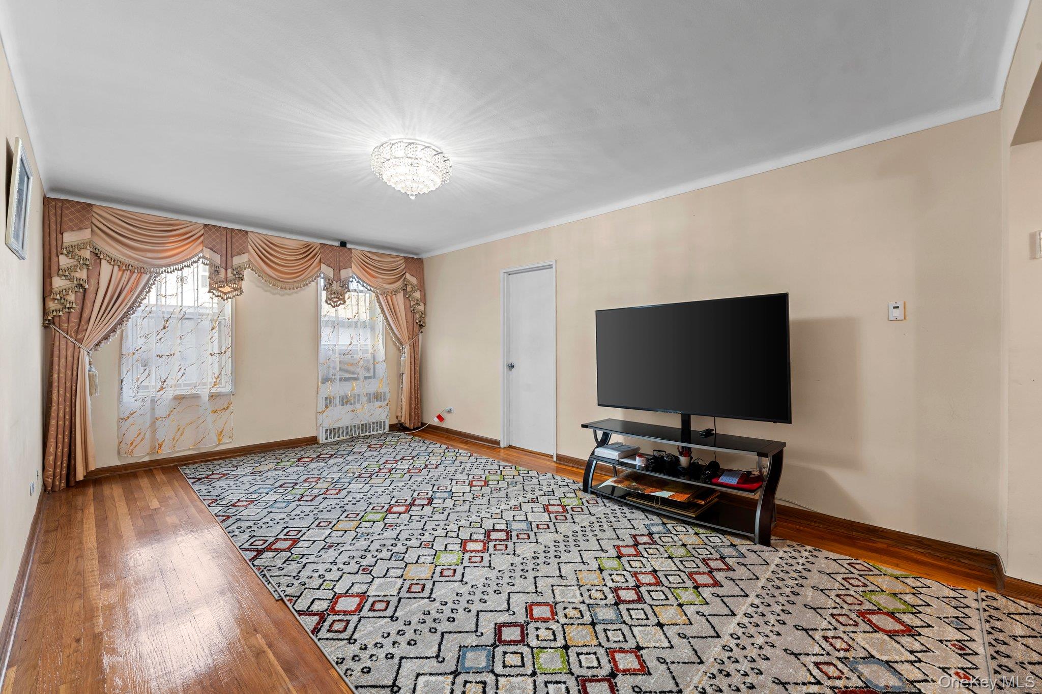 84-31 Van Wyck Expressway Van Wyck Expressway Expressway, Unit 2B photo 3