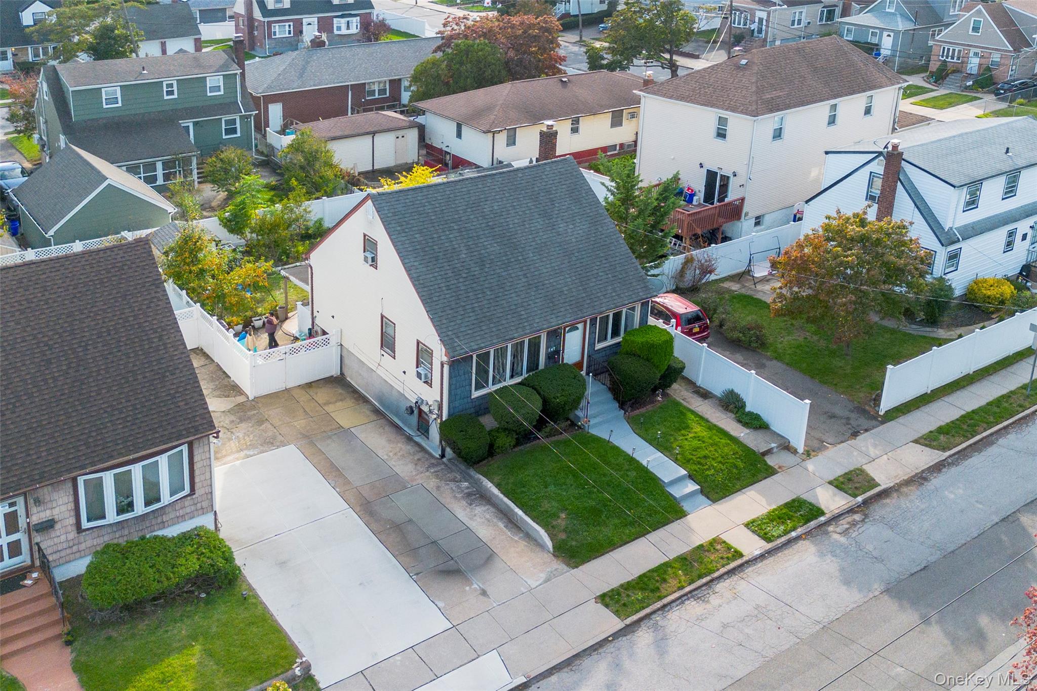 142 Washington Avenue – For Sale photo 2