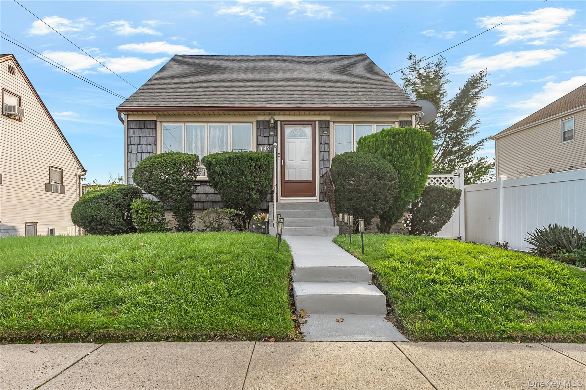 142 Washington Avenue – For Sale