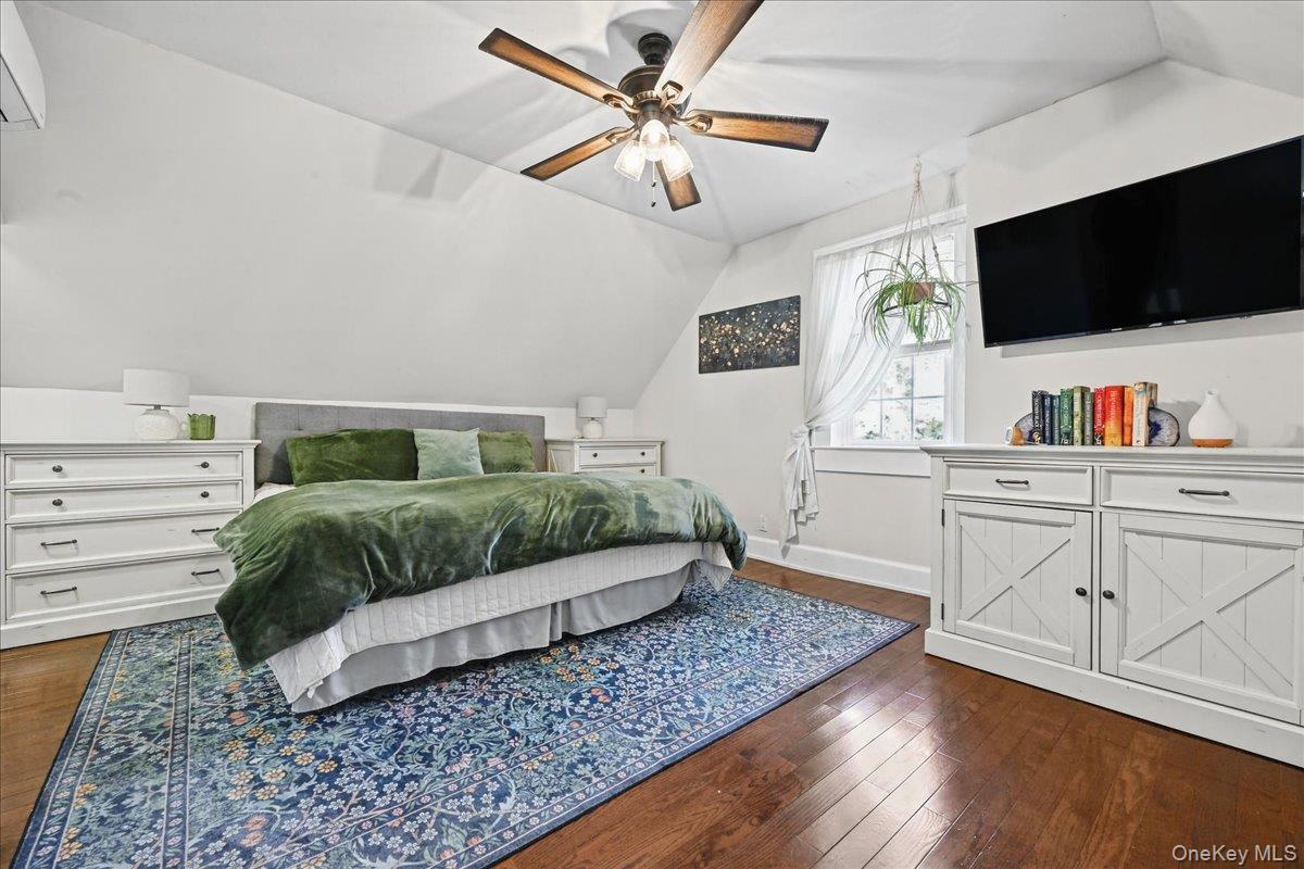 76 Powell Place – For Sale photo 17