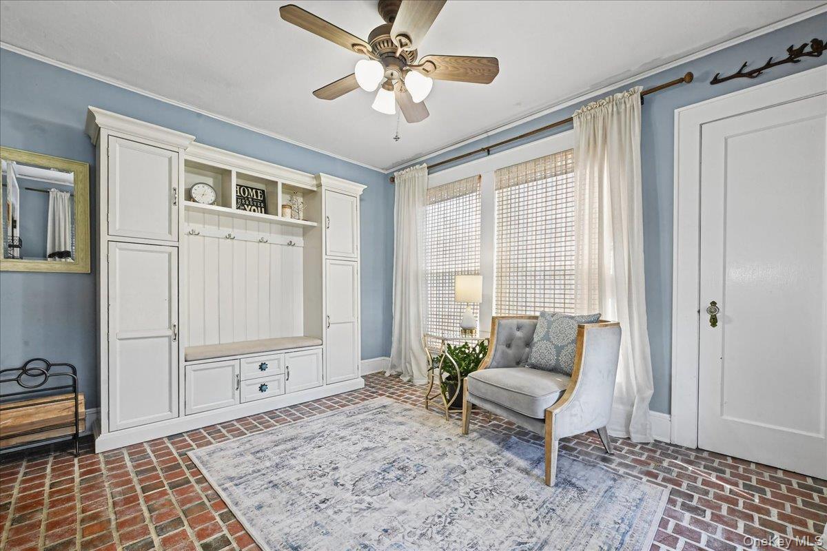 76 Powell Place – For Sale photo 2