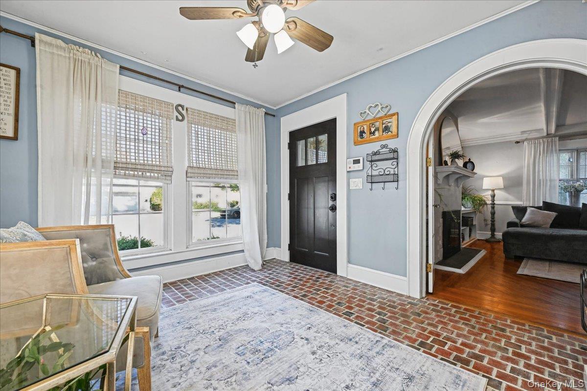 76 Powell Place – For Sale photo 3