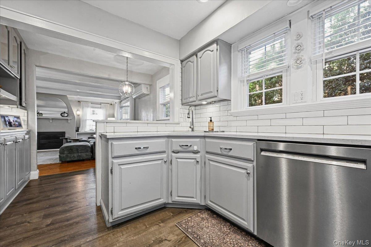 76 Powell Place – For Sale photo 11