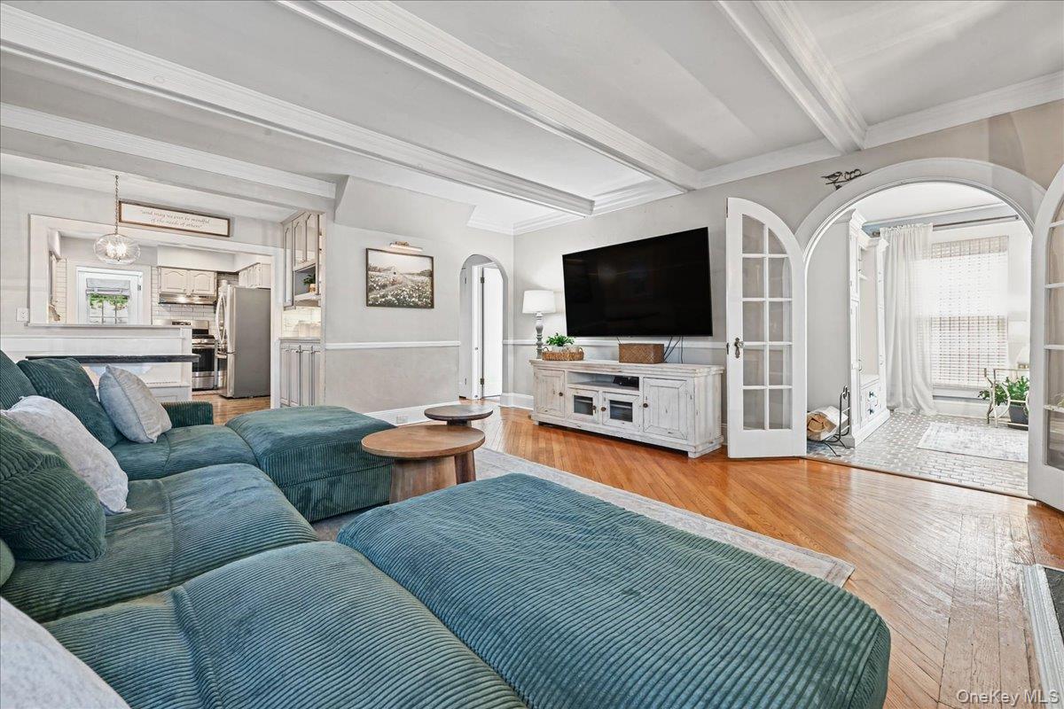 76 Powell Place – For Sale photo 4