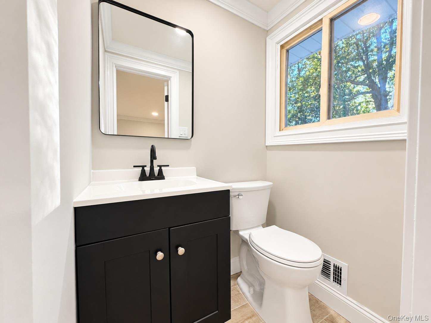 18 Willow Street – For Sale photo 5