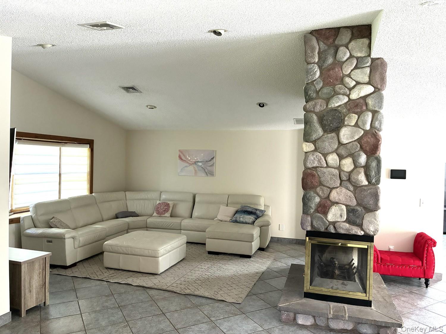158 Wade Road, Unit 1 photo 3