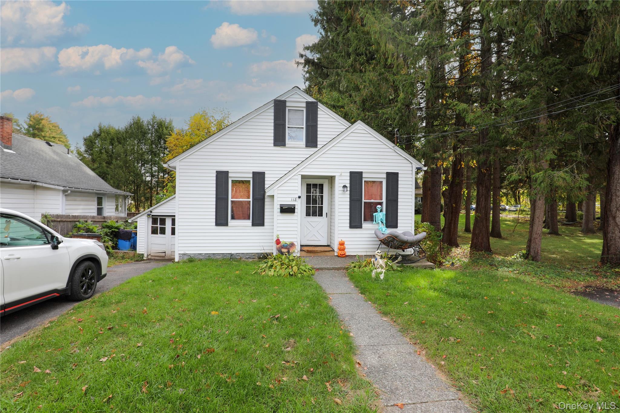 118 Fairview Avenue – For Sale photo 2