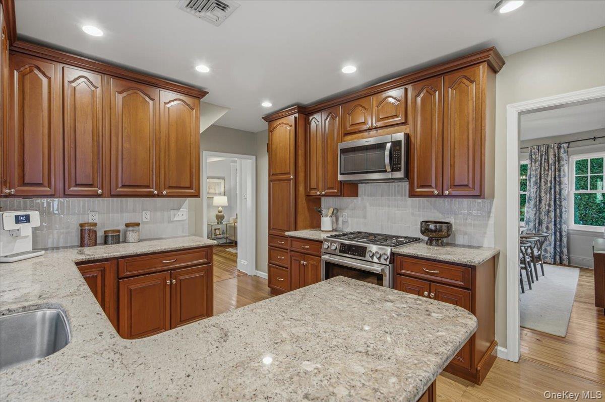 92 Webster Avenue – For Sale photo 13