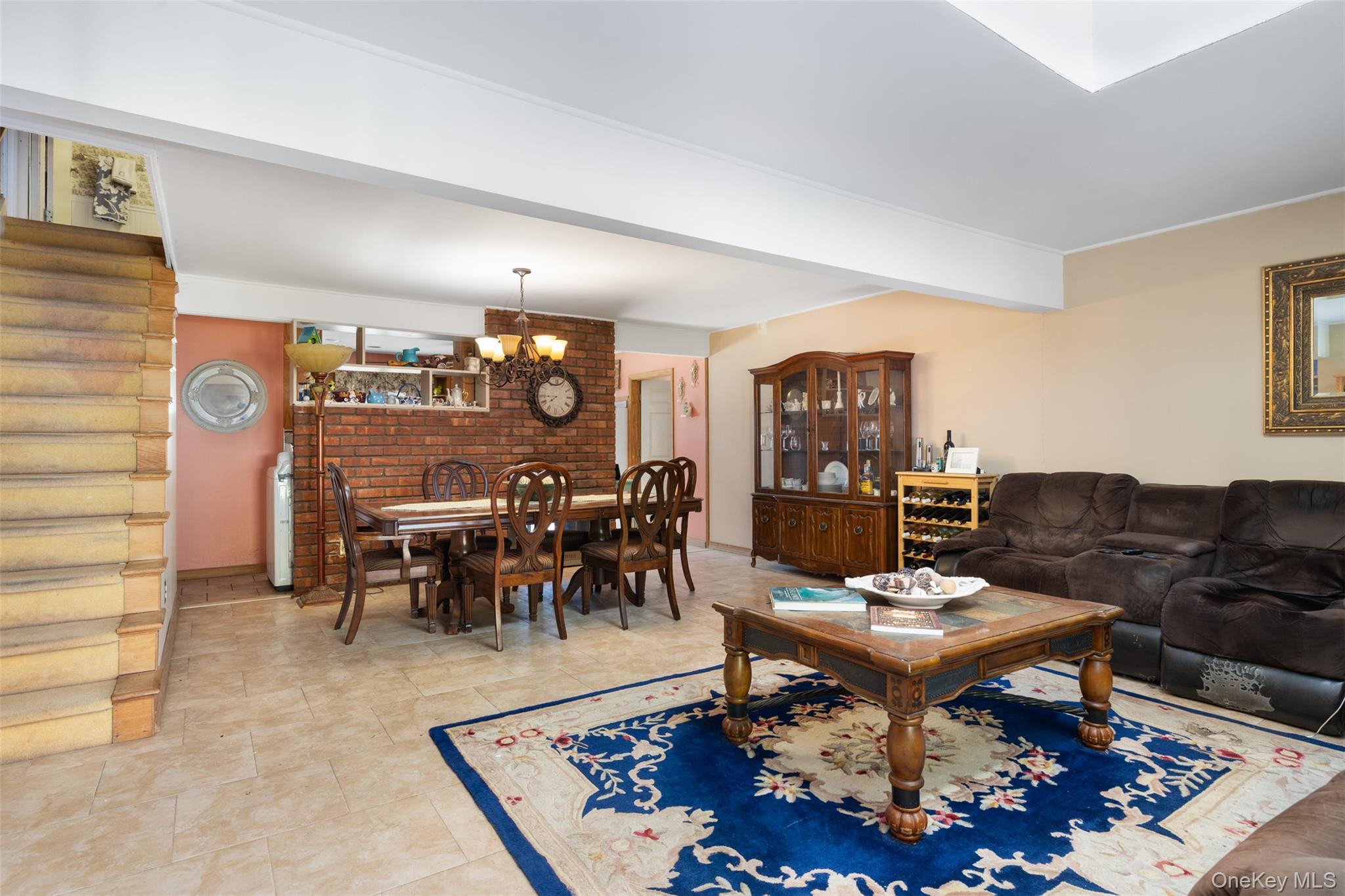 141 Horn Lane – For Sale photo 8