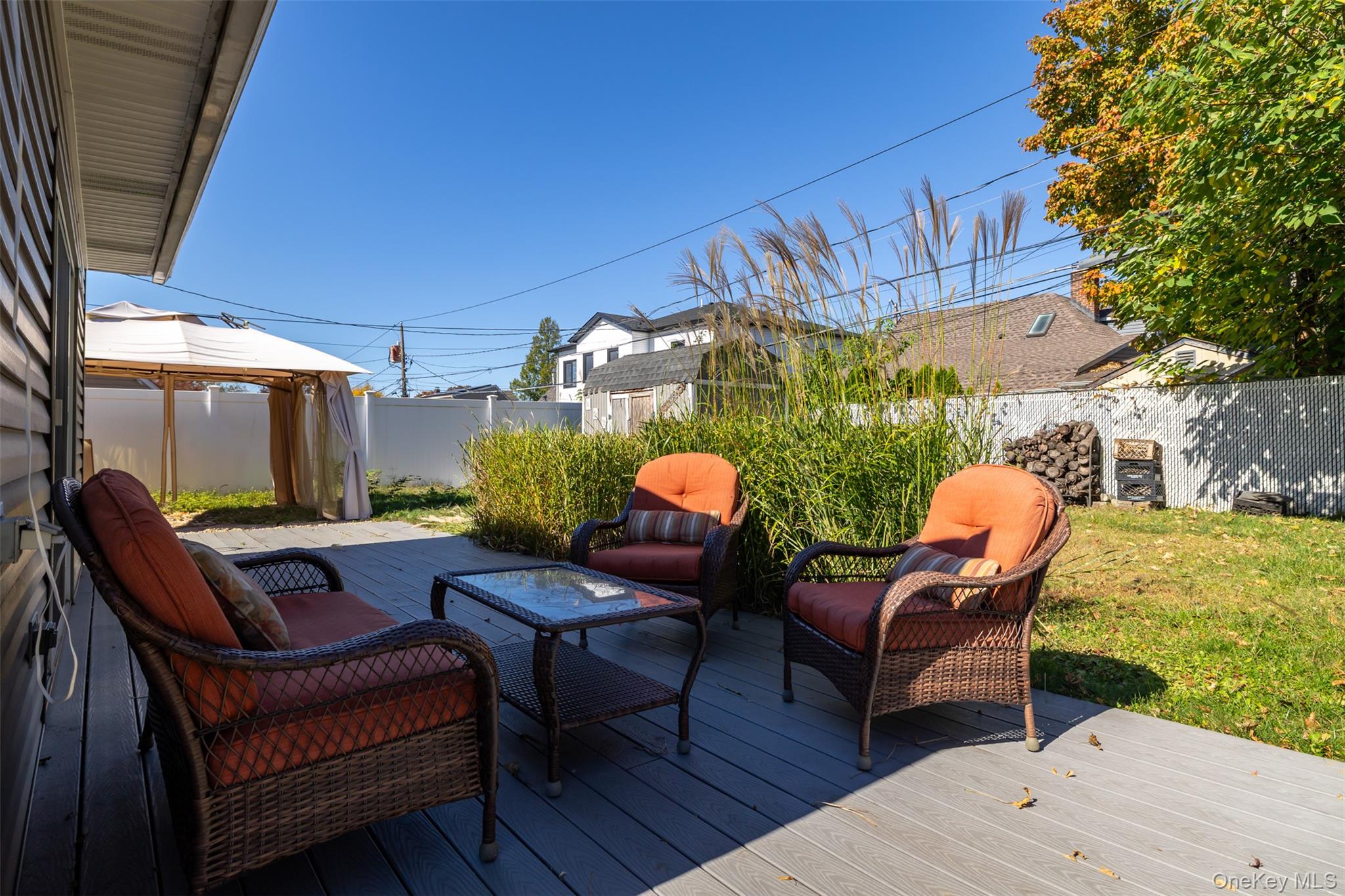 141 Horn Lane – For Sale photo 24
