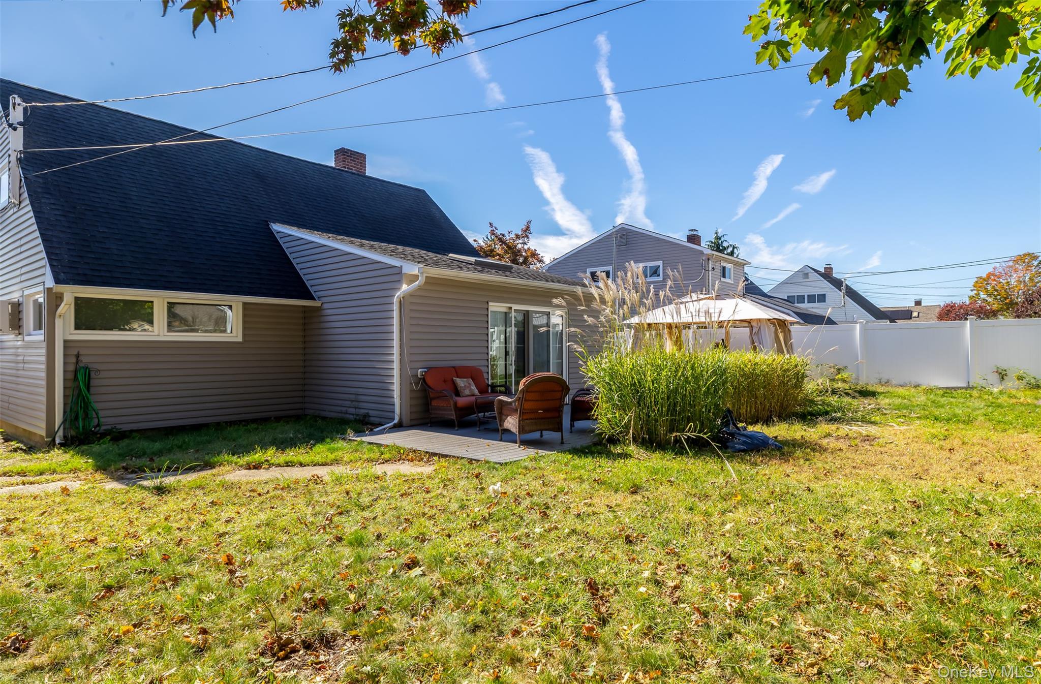 141 Horn Lane – For Sale photo 20