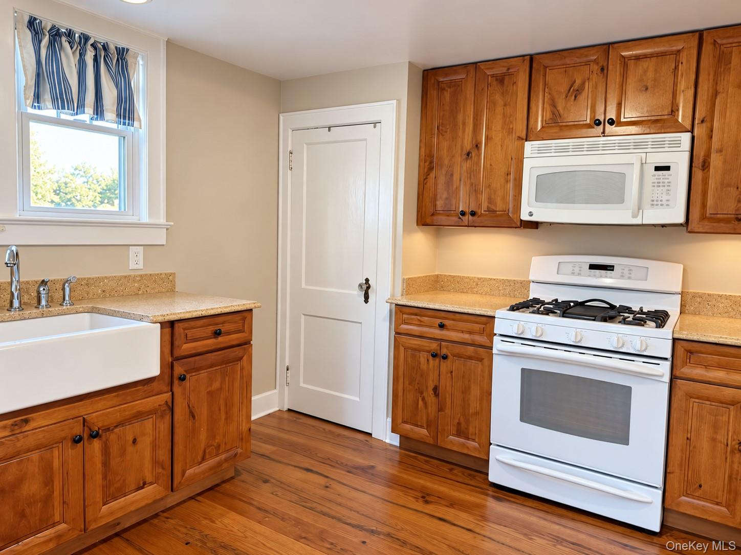 120 Duryea Street – For Sale photo 14