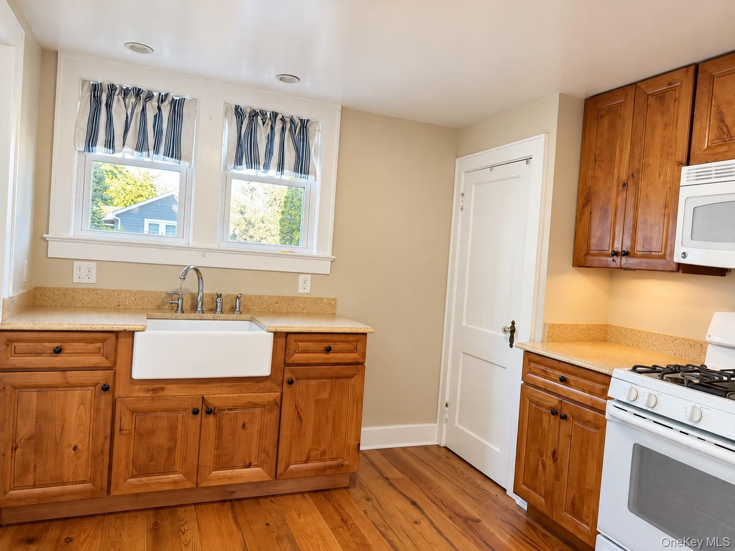 120 Duryea Street – For Sale photo 13
