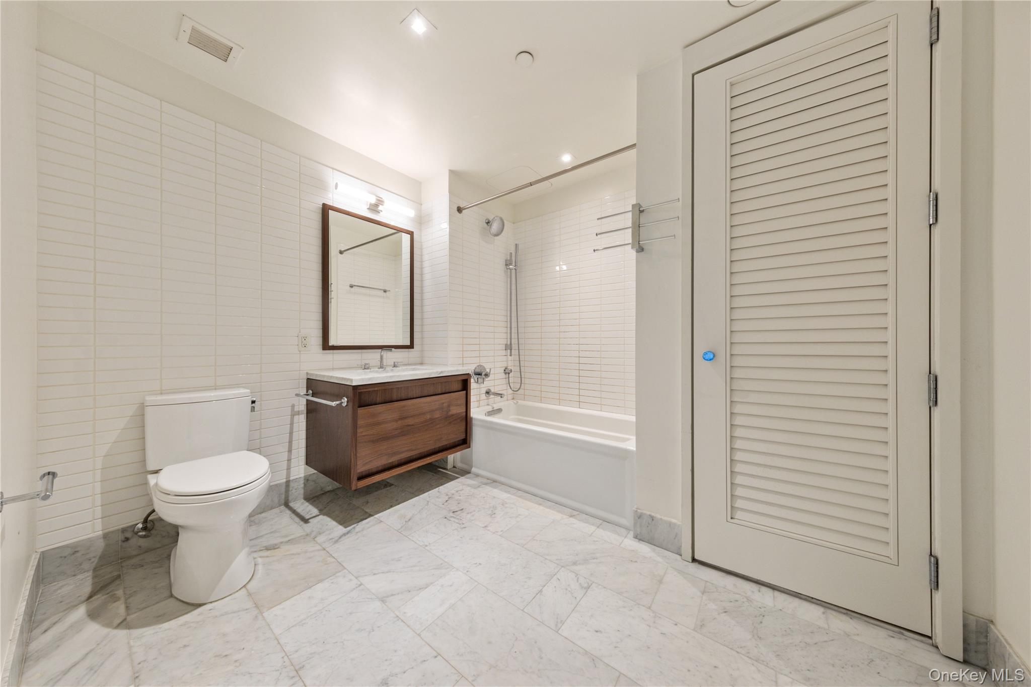 550 Vanderbilt Avenue, Unit 205 photo 9