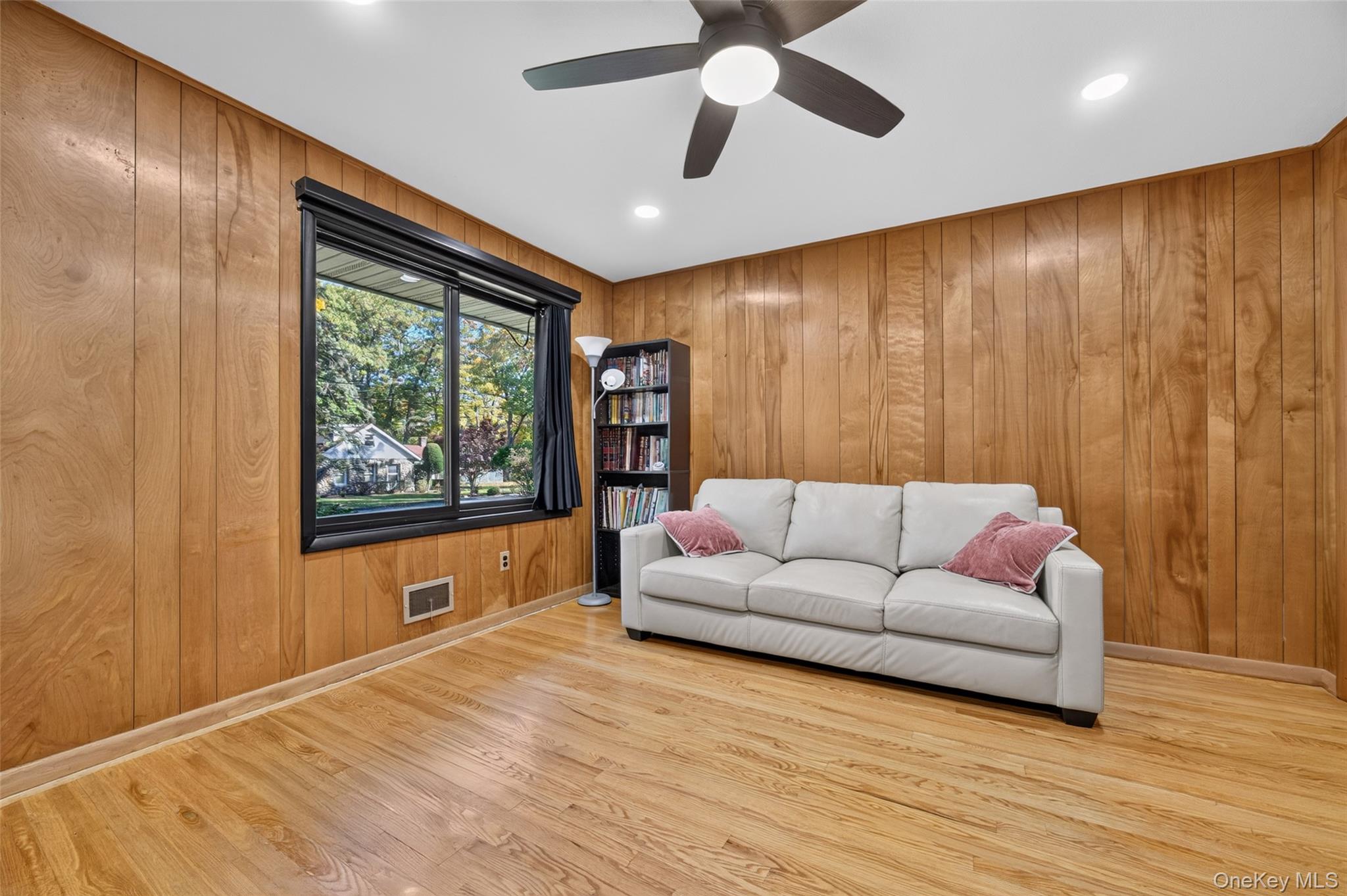 18 Buena Vista Road – For Sale photo 3