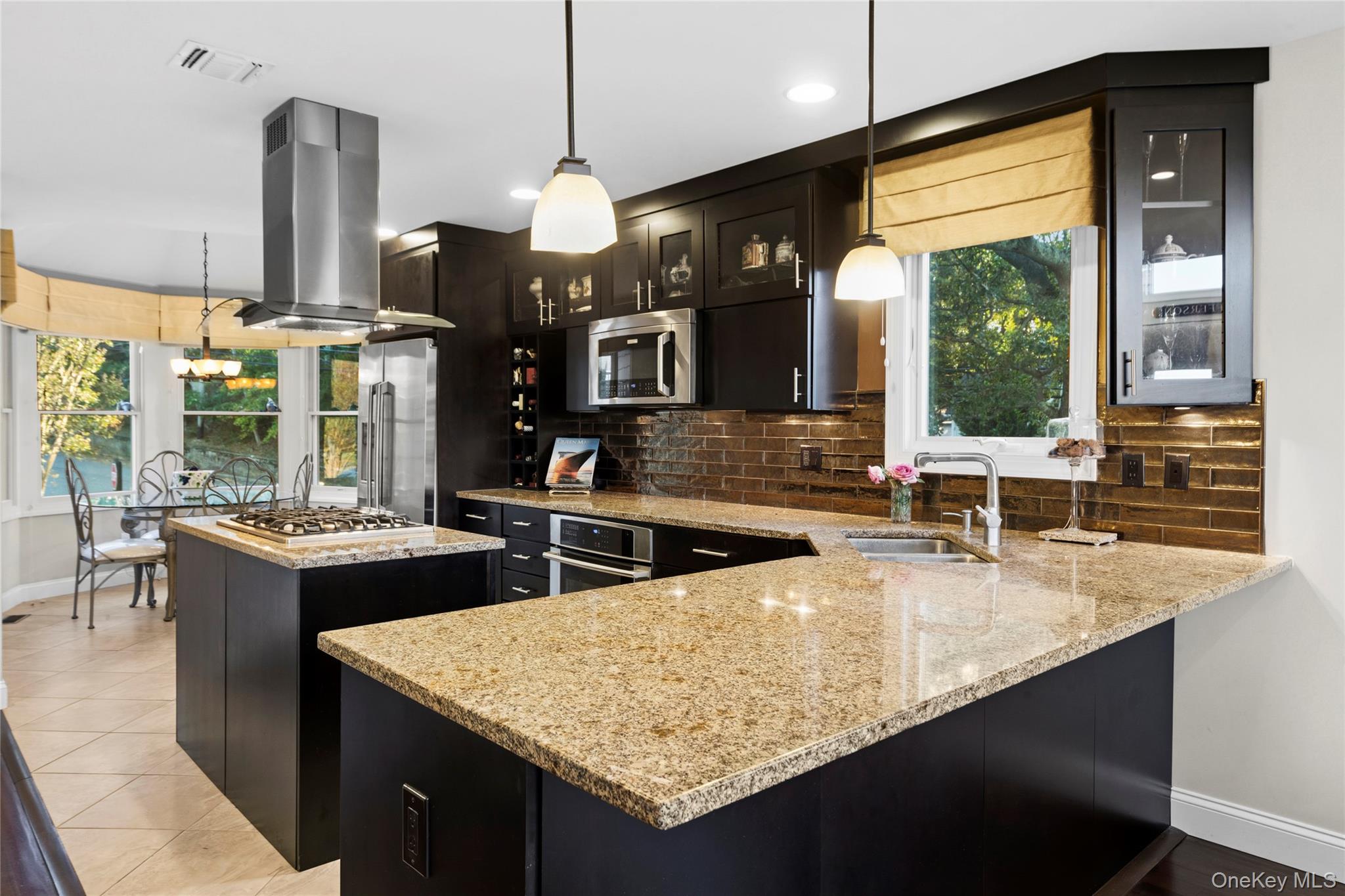 11 Theresa Lane – For Sale photo 7