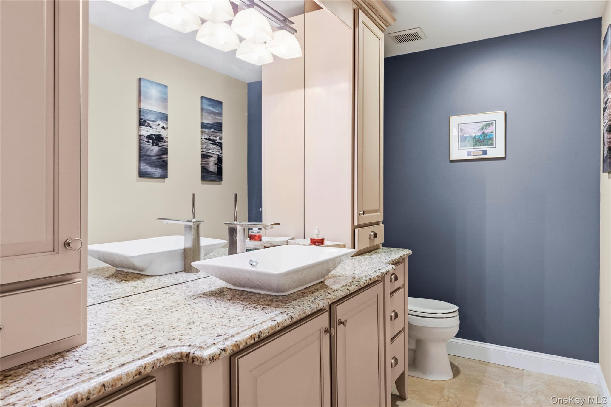 11 Theresa Lane – For Sale photo 21