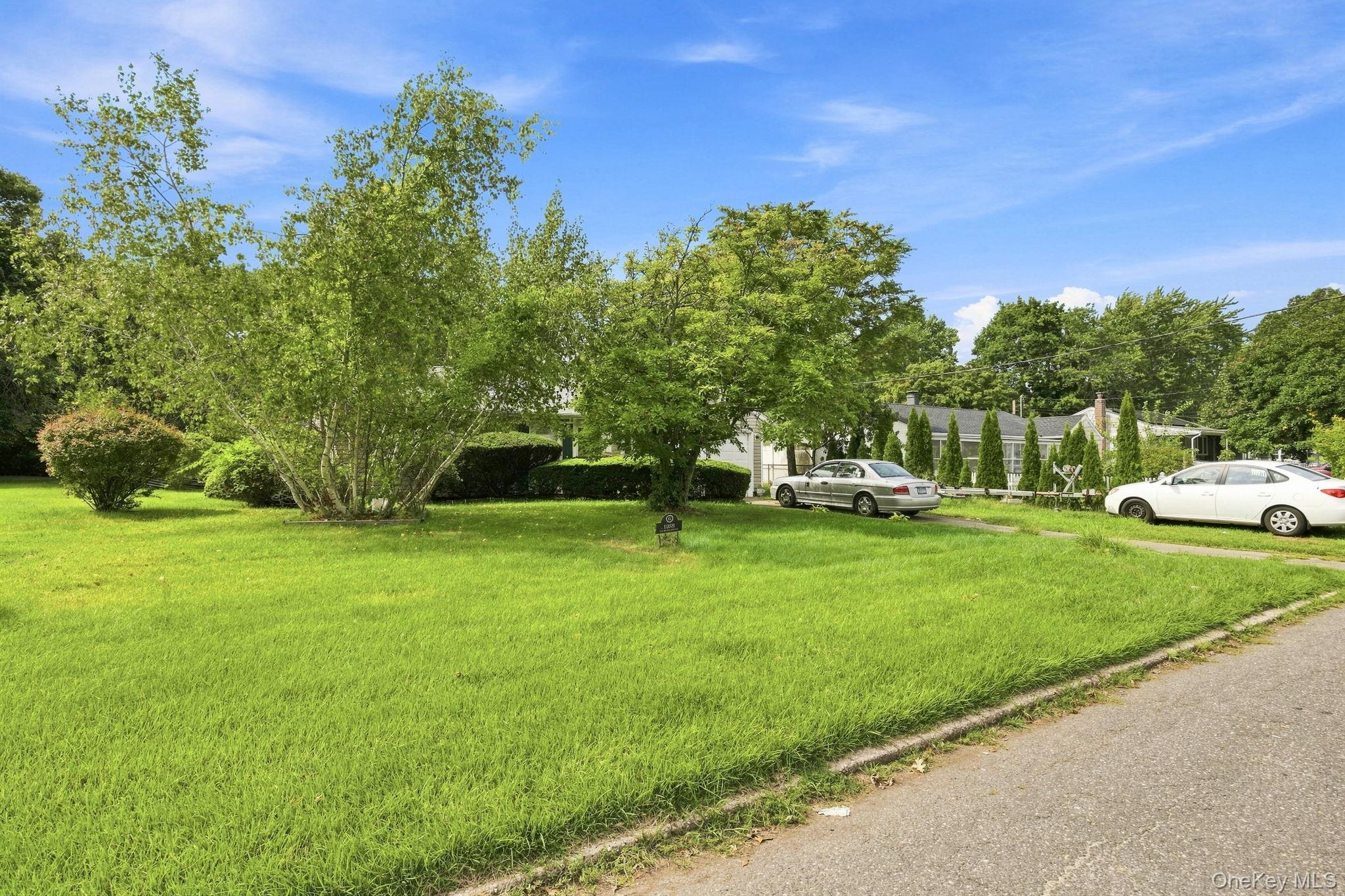 1058 Bay Shore Avenue – For Sale photo 2