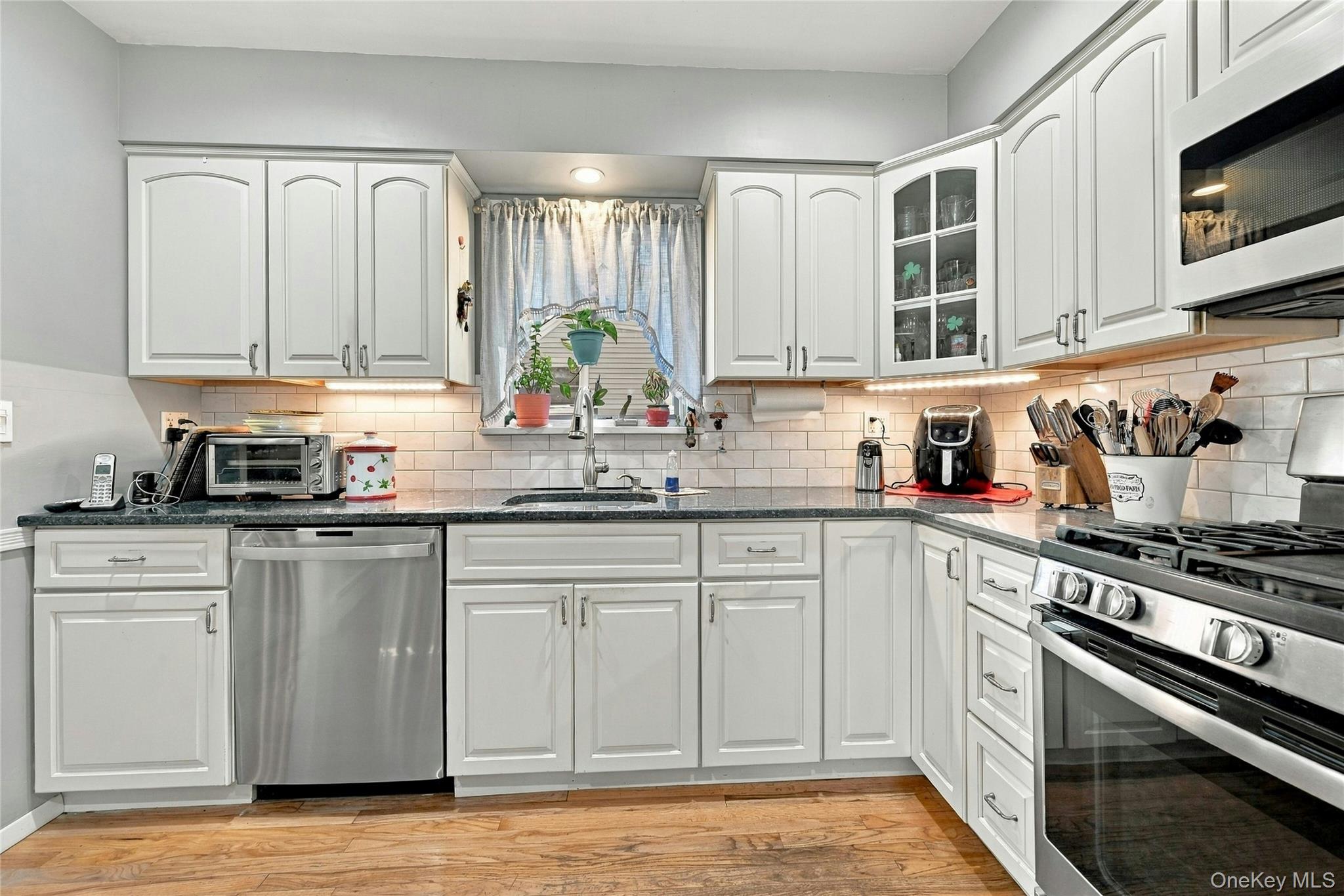 12A Pauchogue Avenue – For Sale photo 10