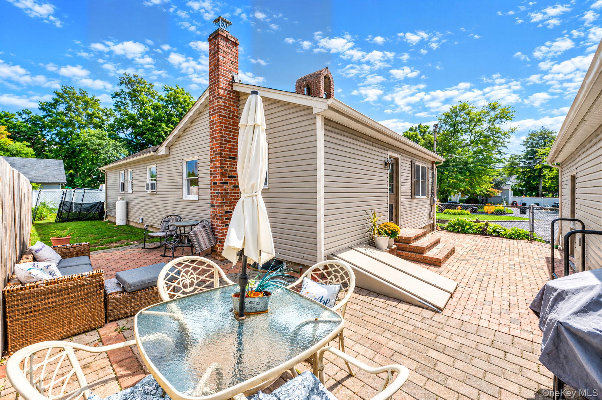 37 Florence Avenue – For Sale photo 31
