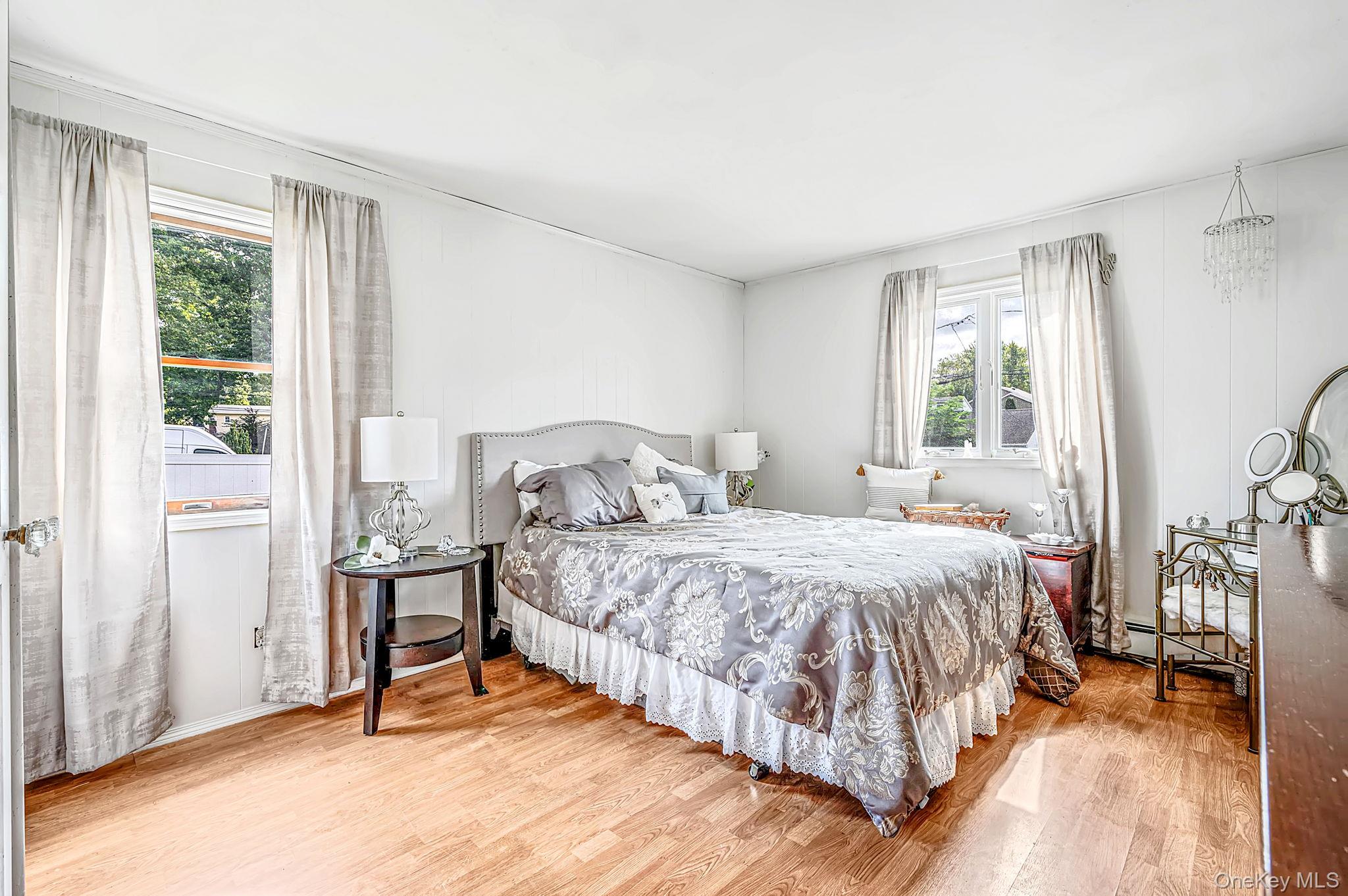 37 Florence Avenue – For Sale photo 14
