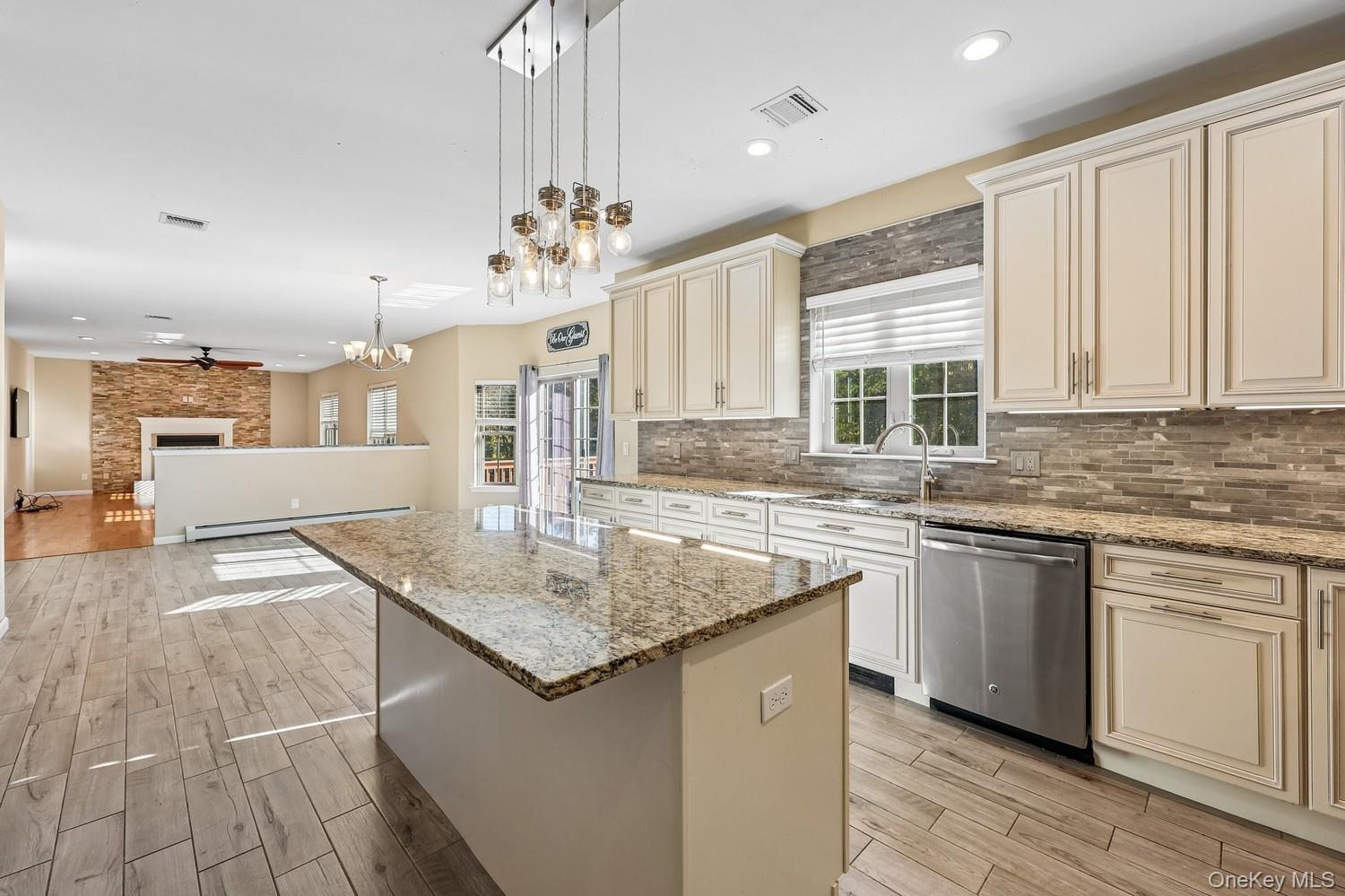 12 Callaway Drive – For Sale photo 19