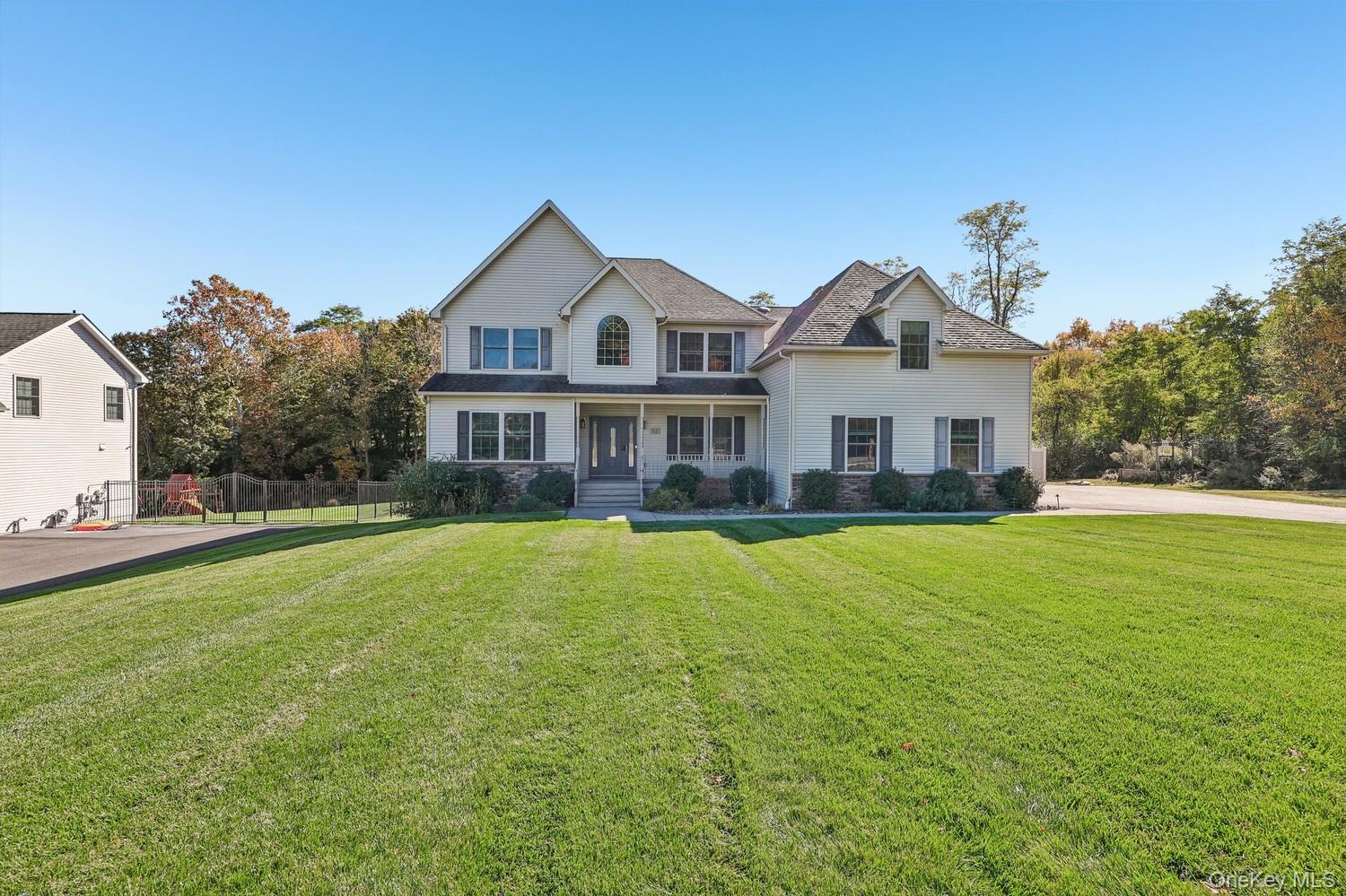 12 Callaway Drive – For Sale photo 2