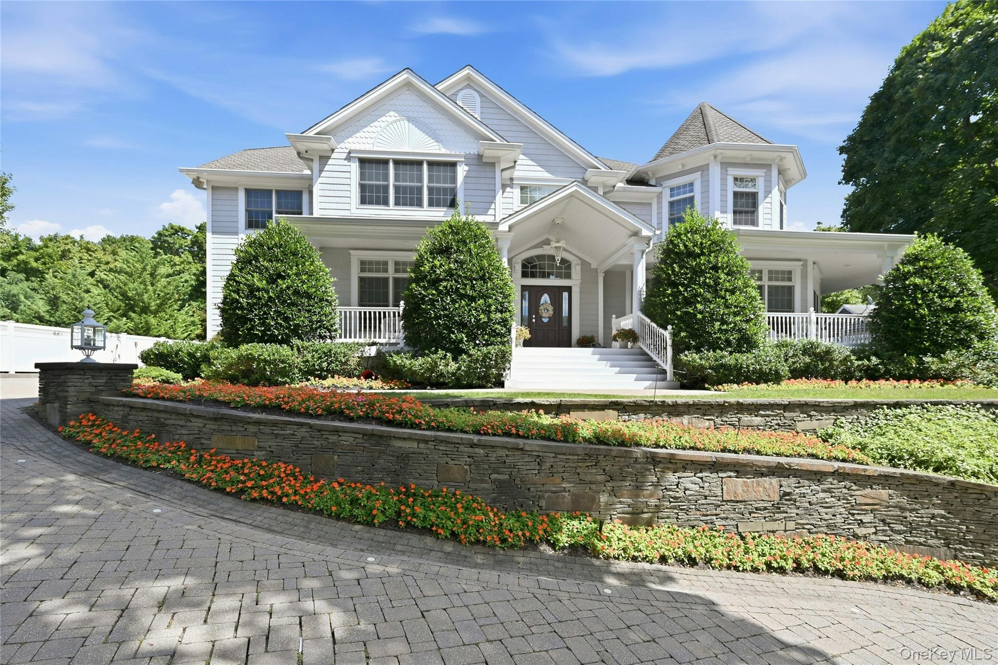 3 Crescent Drive – For Sale