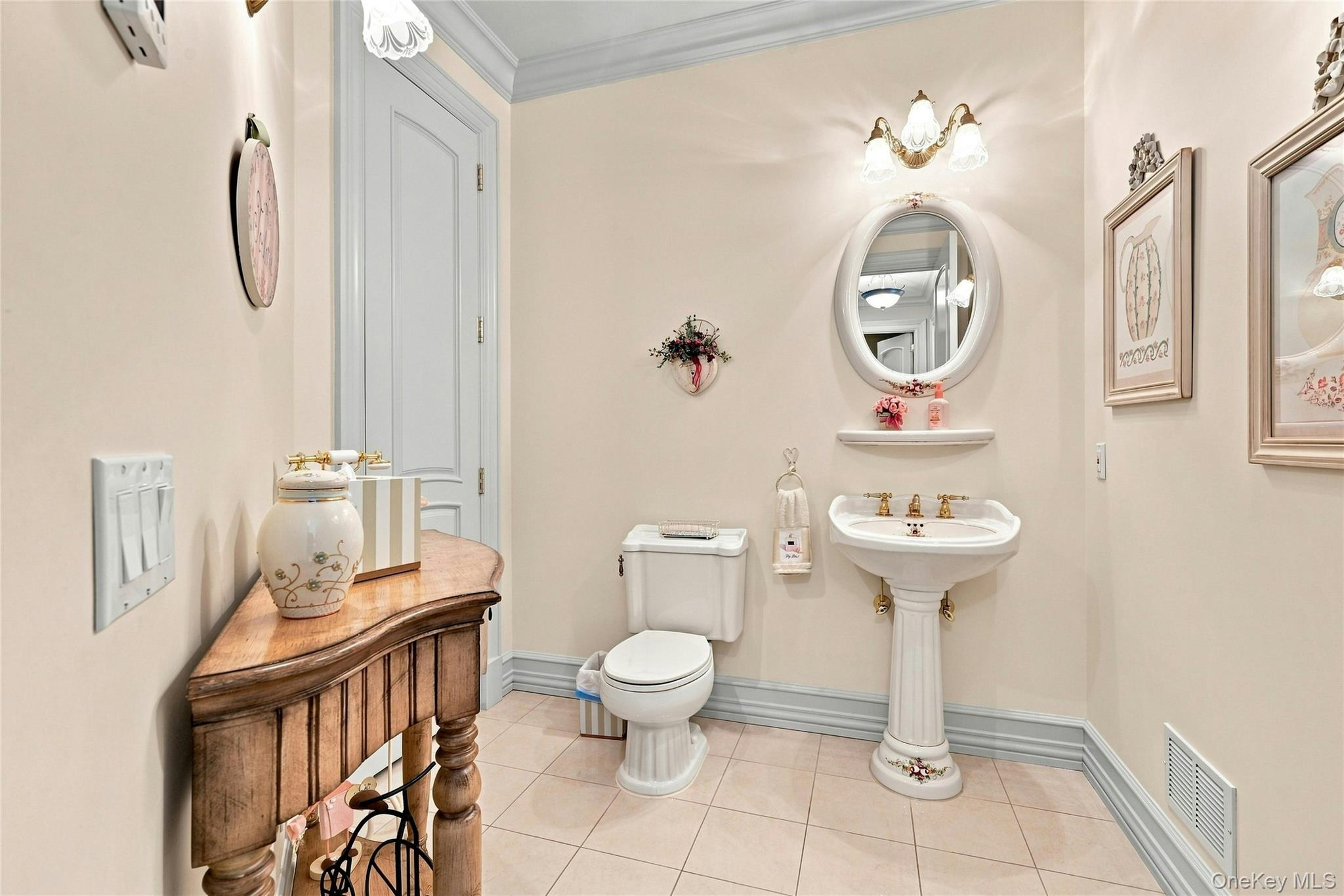 3 Crescent Drive – For Sale photo 13