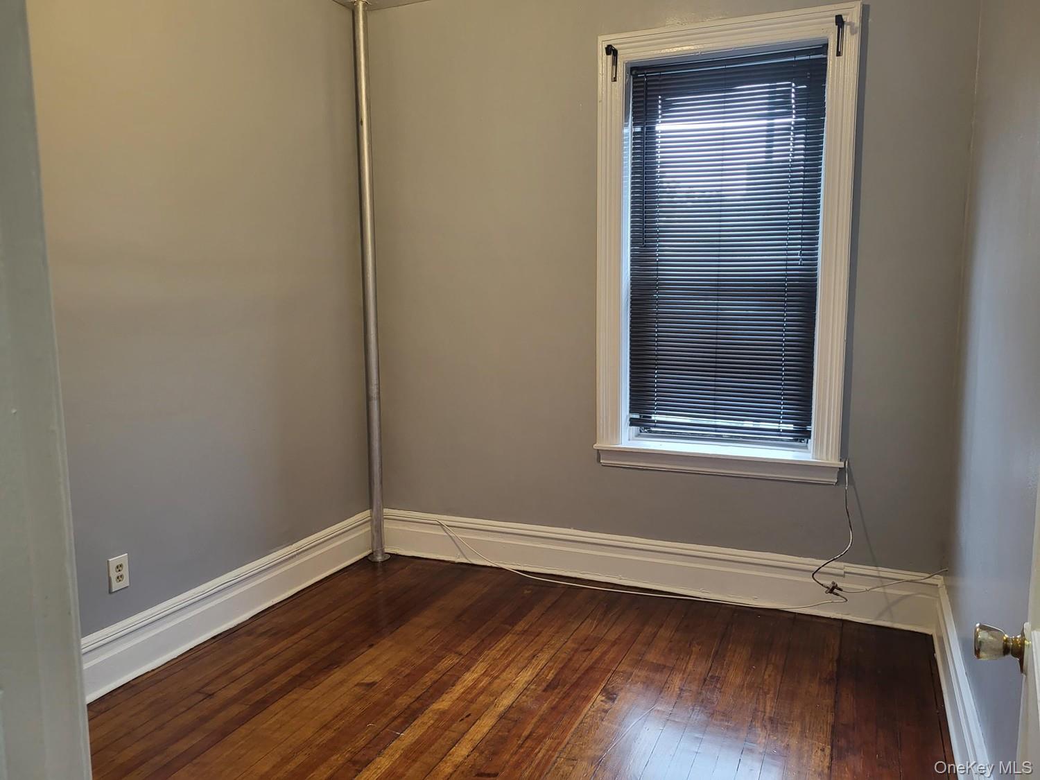 145 S 4th Avenue, Unit 8 photo 2