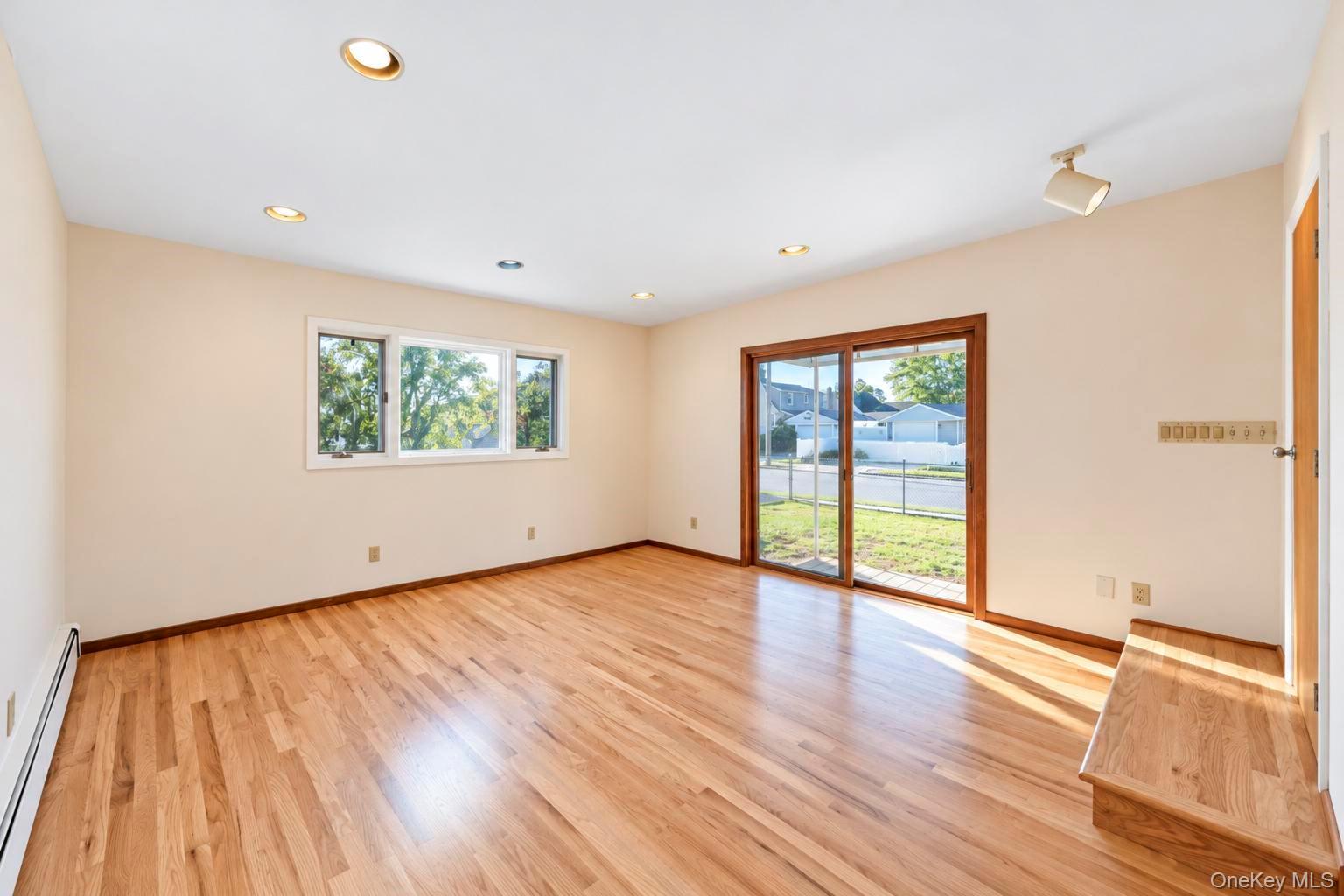 2176 6th Street – For Sale photo 25