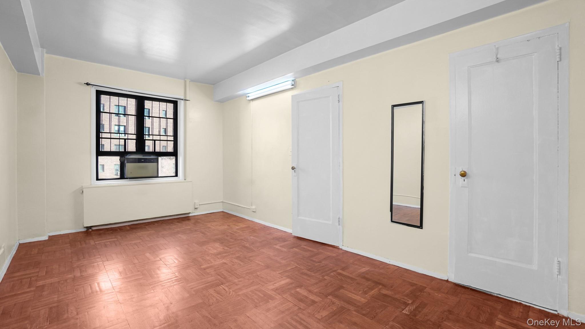 1410 Metropolitan Avenue, Unit 3I photo 11