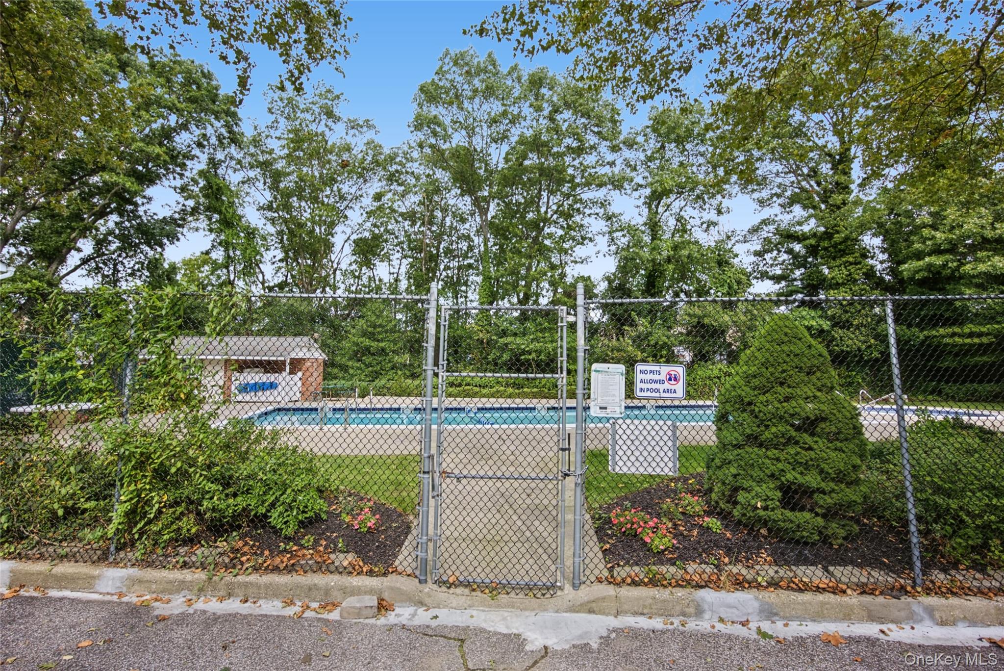 1206 Towne House Village – For Sale photo 34
