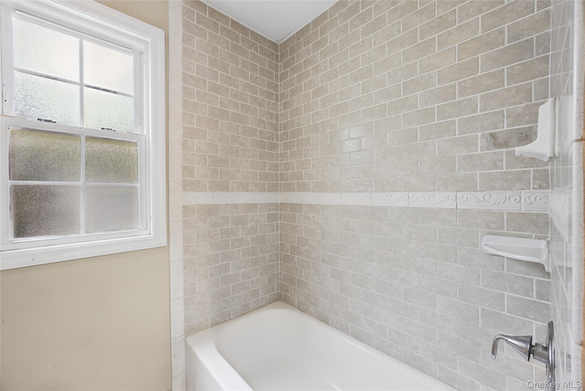 1206 Towne House Village – For Sale photo 28