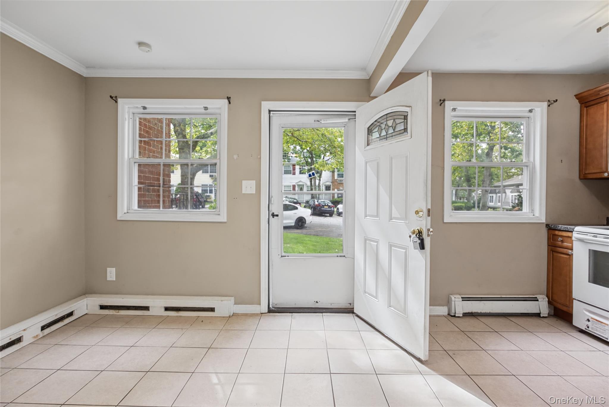 1206 Towne House Village – For Sale photo 5