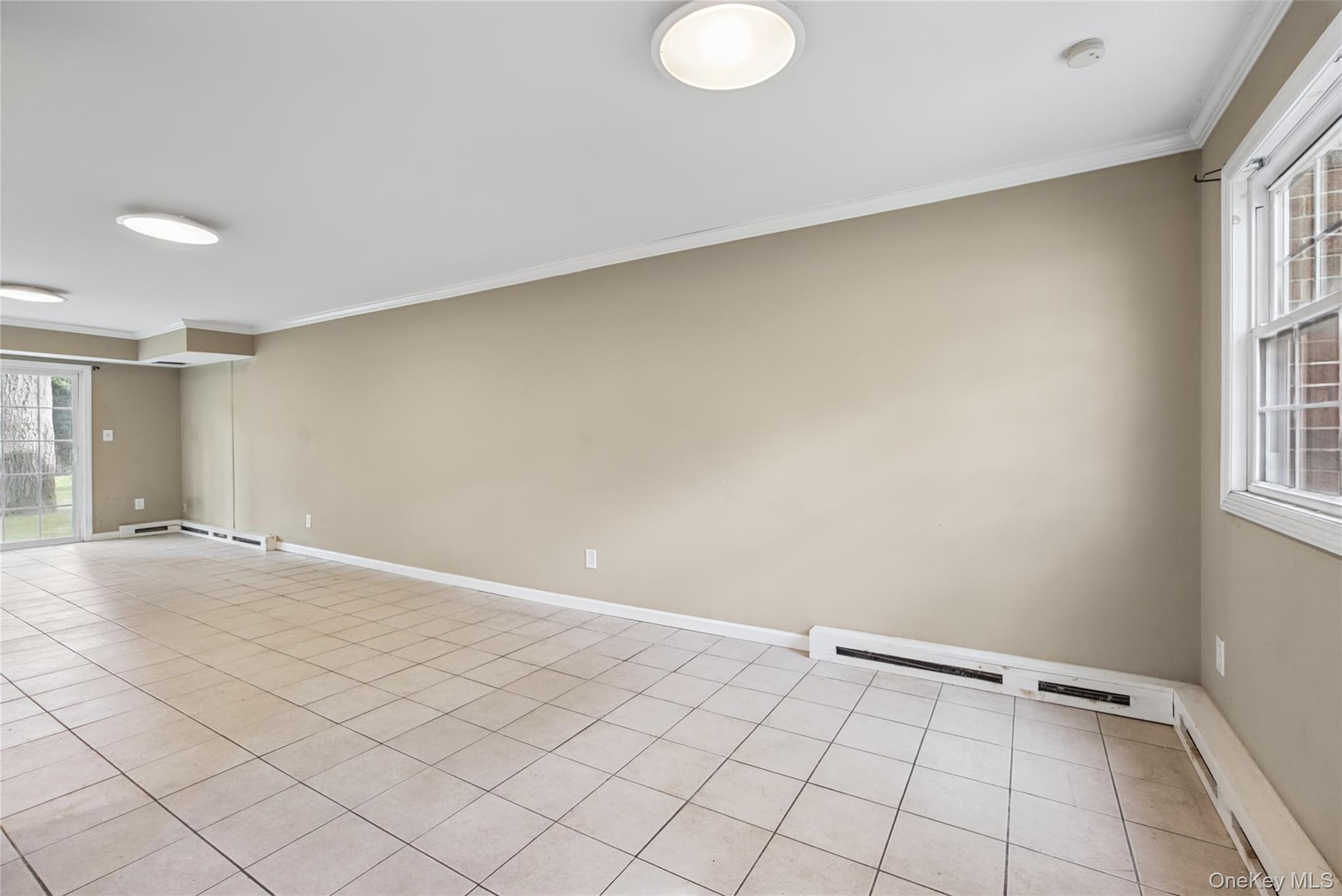 1206 Towne House Village – For Sale photo 7
