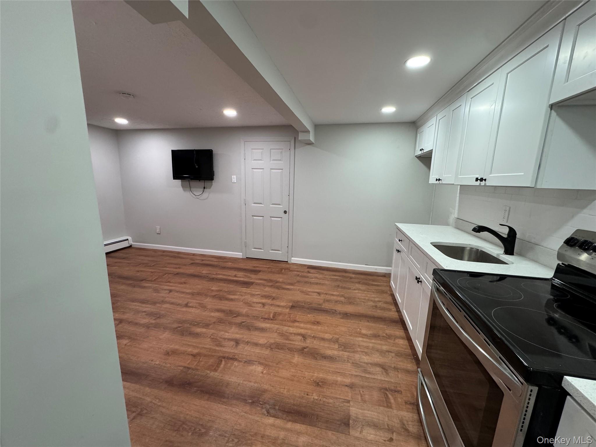 303 Alfred Street – For Rent photo 5