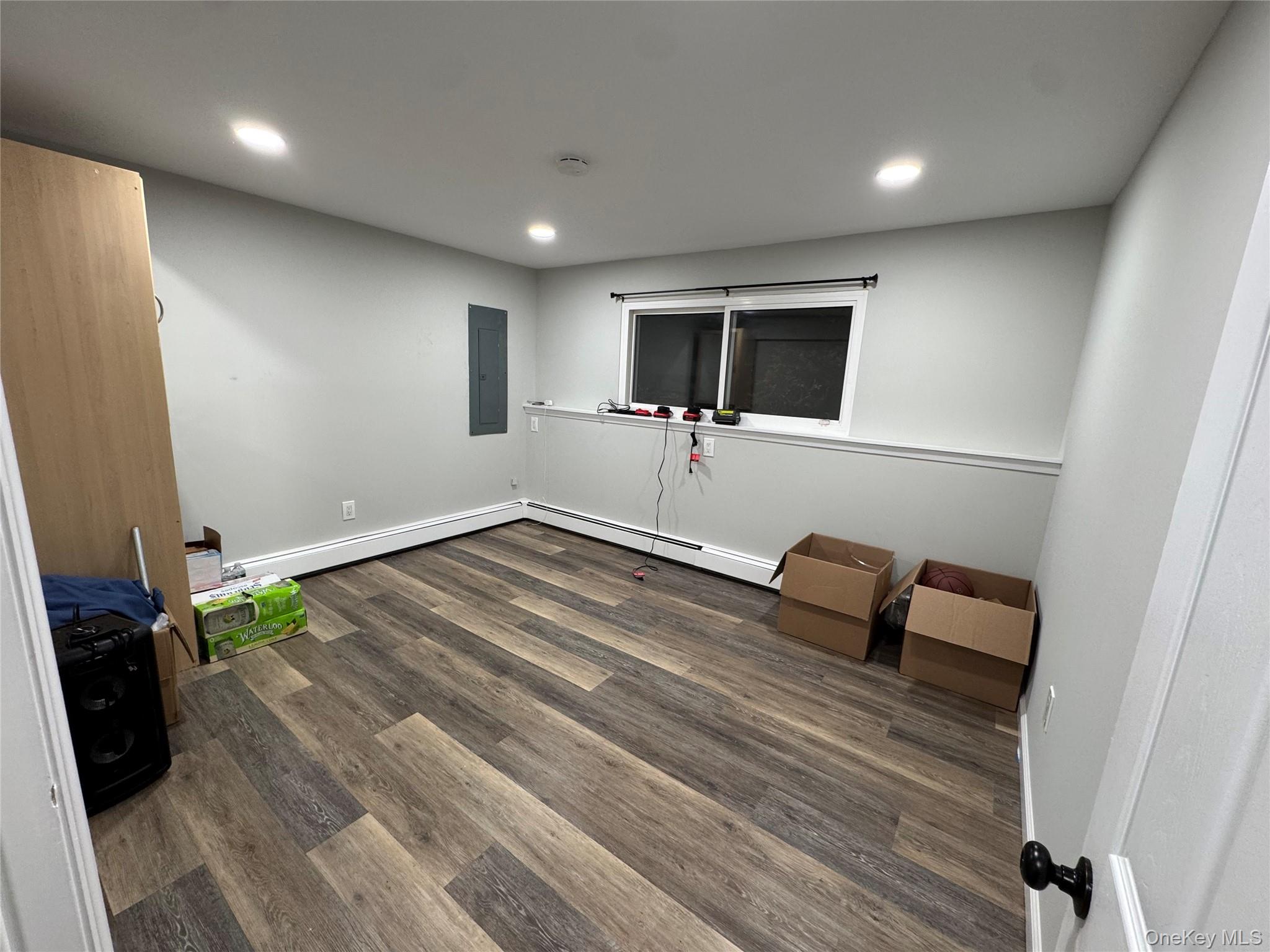 303 Alfred Street – For Rent photo 3