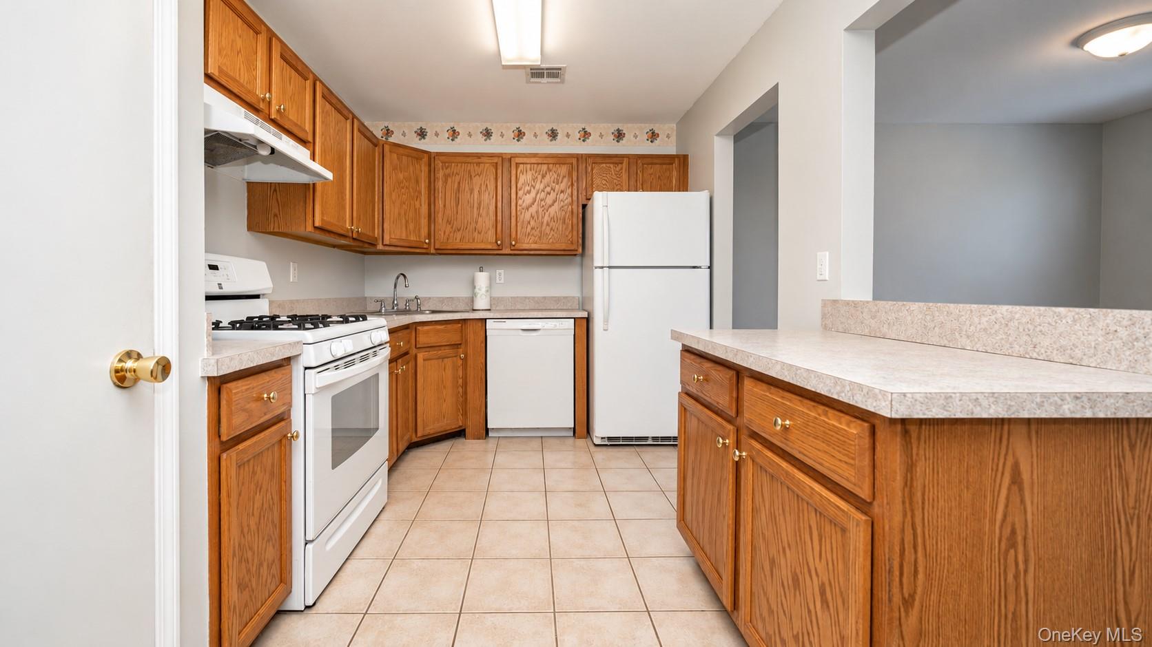 94 Smith Avenue – For Sale photo 5