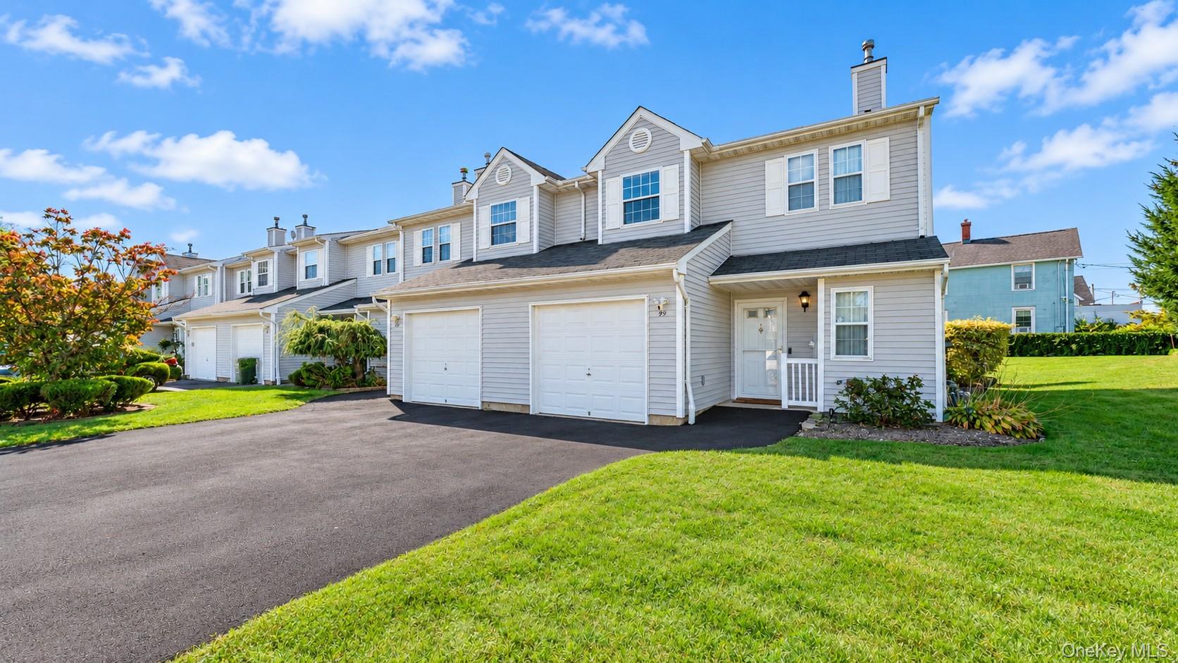 94 Smith Avenue – For Sale