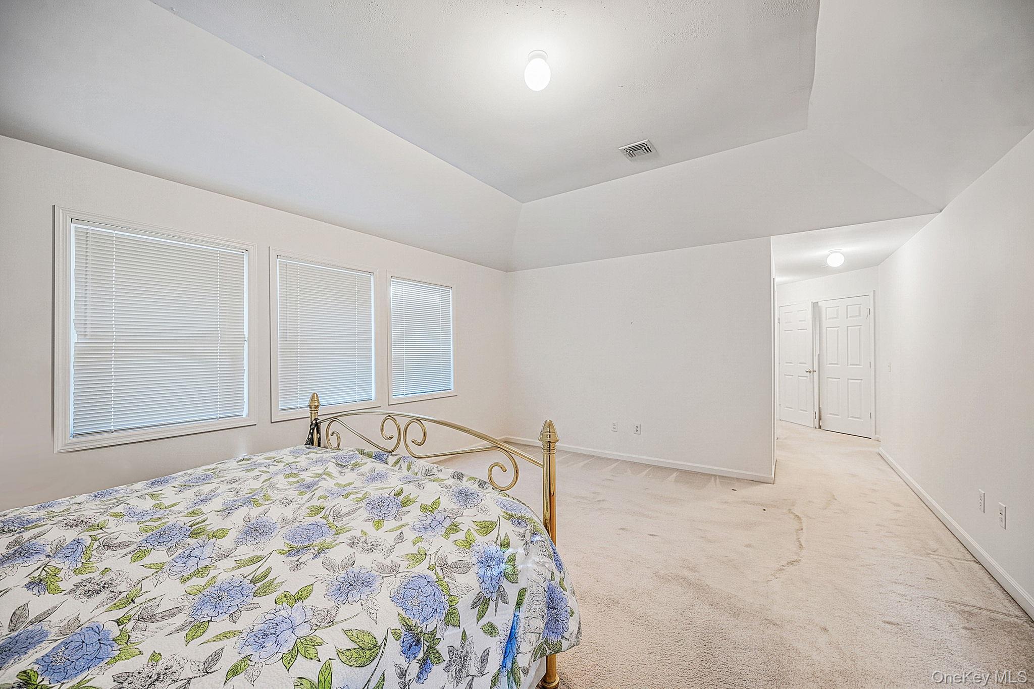 9 Cobbler Lane – For Sale photo 23
