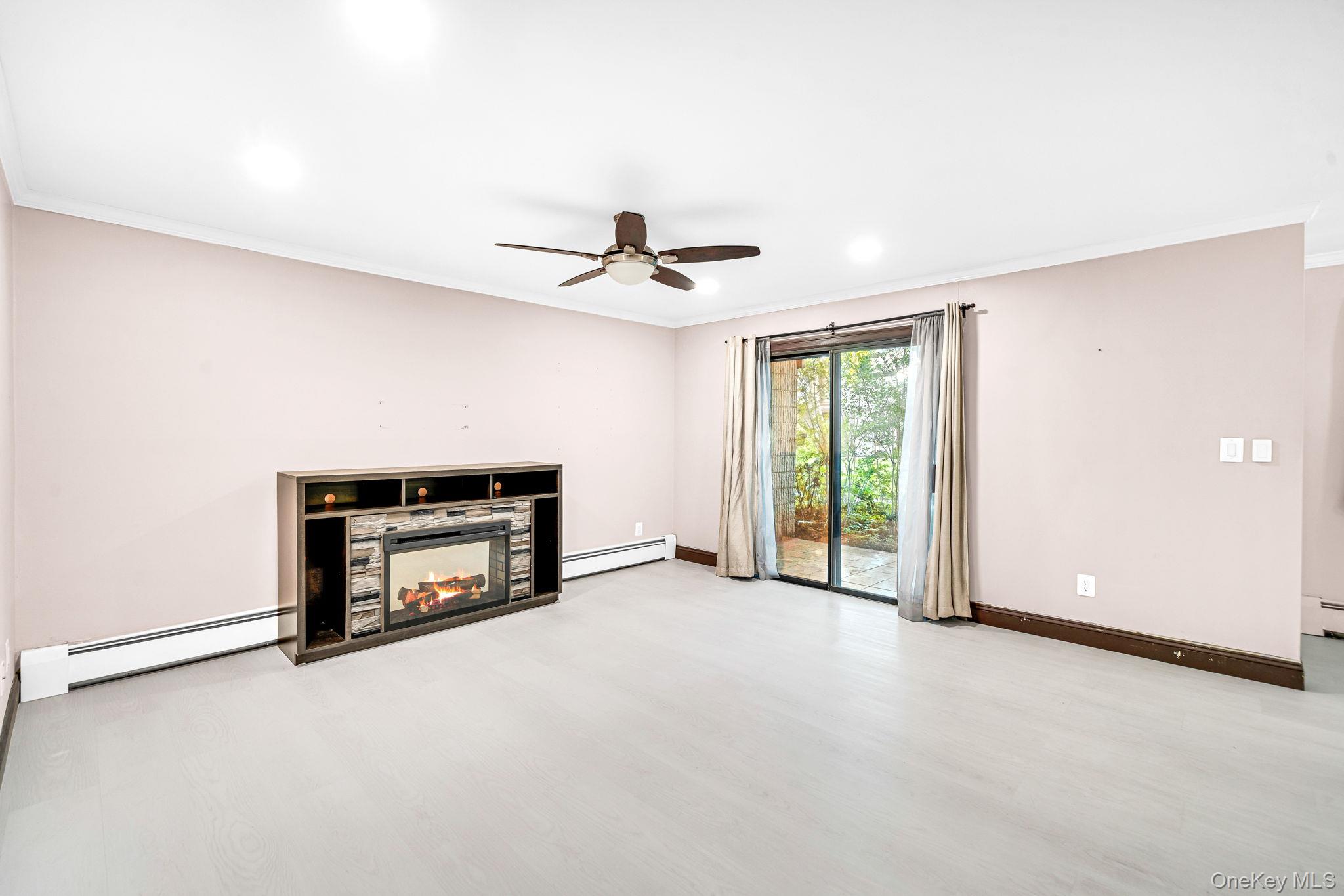 65 Richmond Boulevard, Unit 2A photo 8