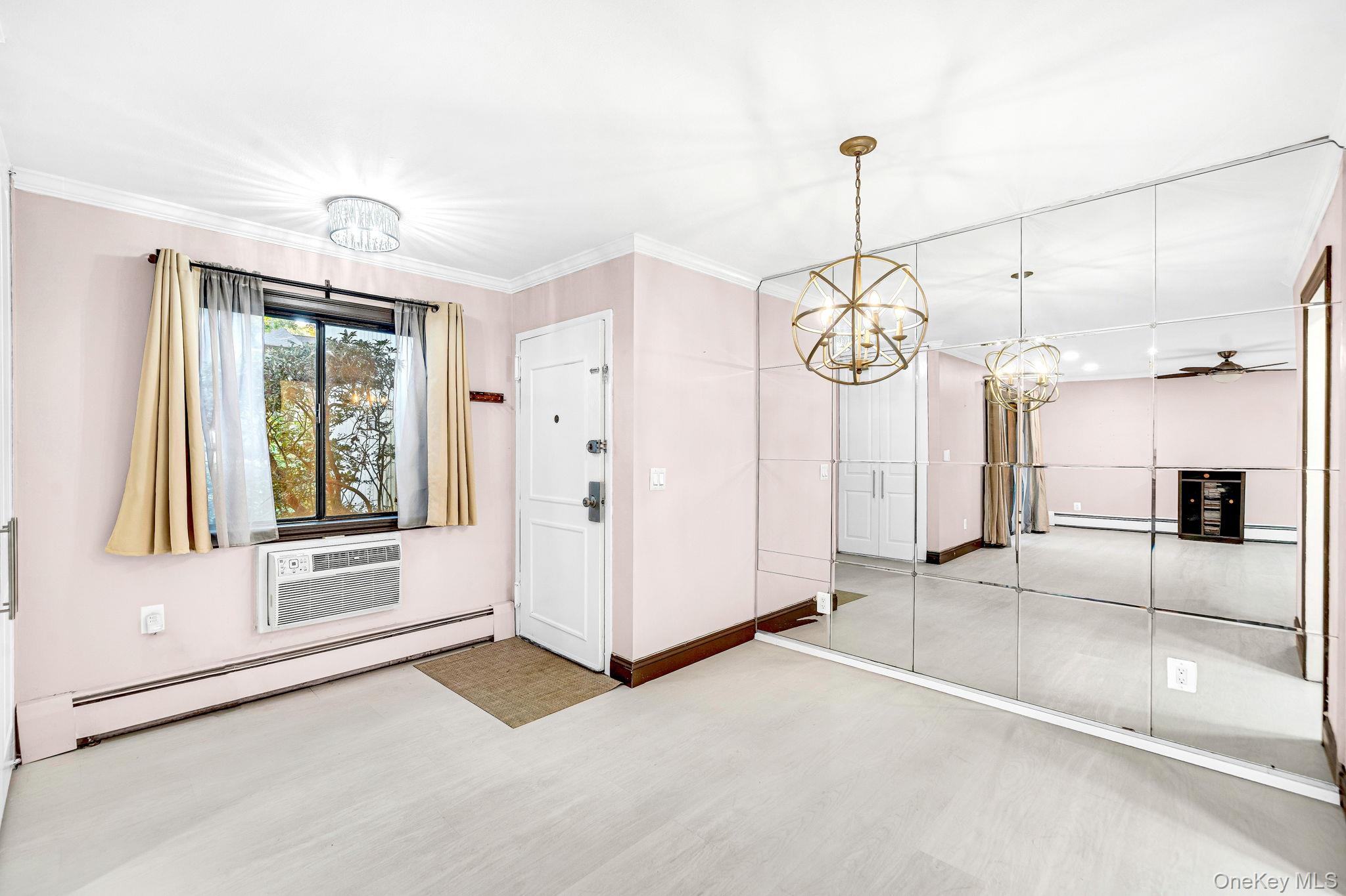 65 Richmond Boulevard, Unit 2A photo 6