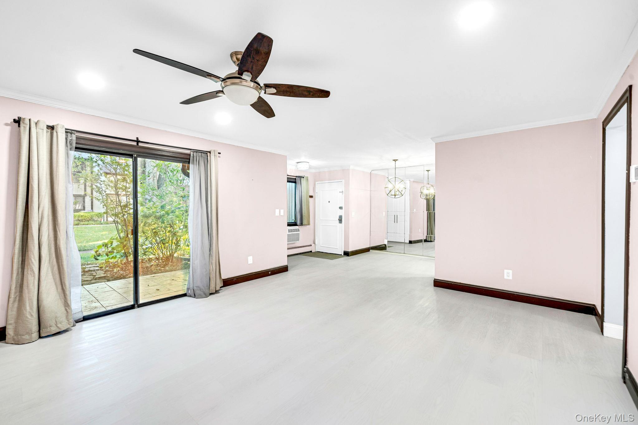 65 Richmond Boulevard, Unit 2A photo 9
